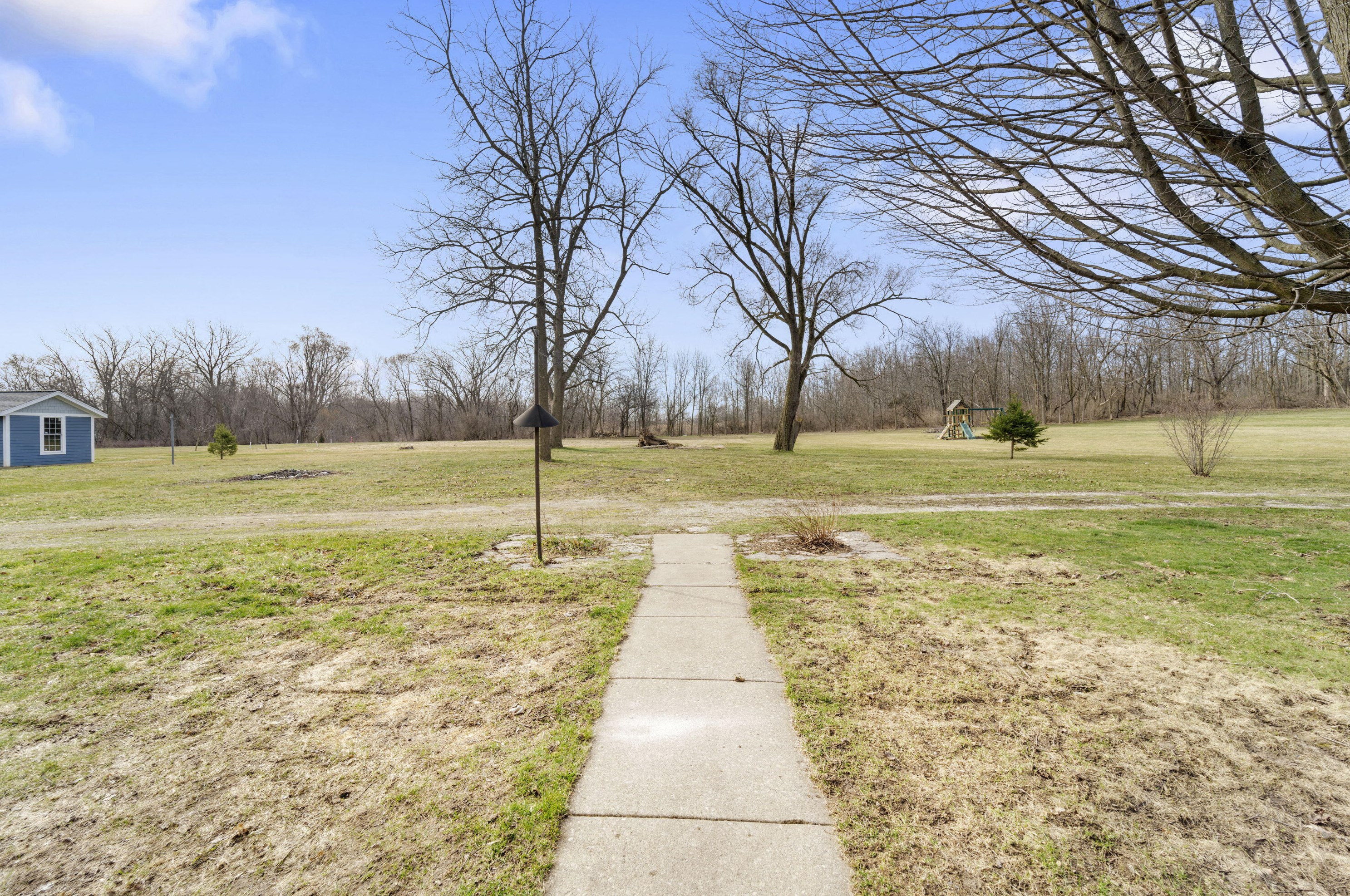 3929 Johnson Ave, Racine WI  53405-1015 exterior