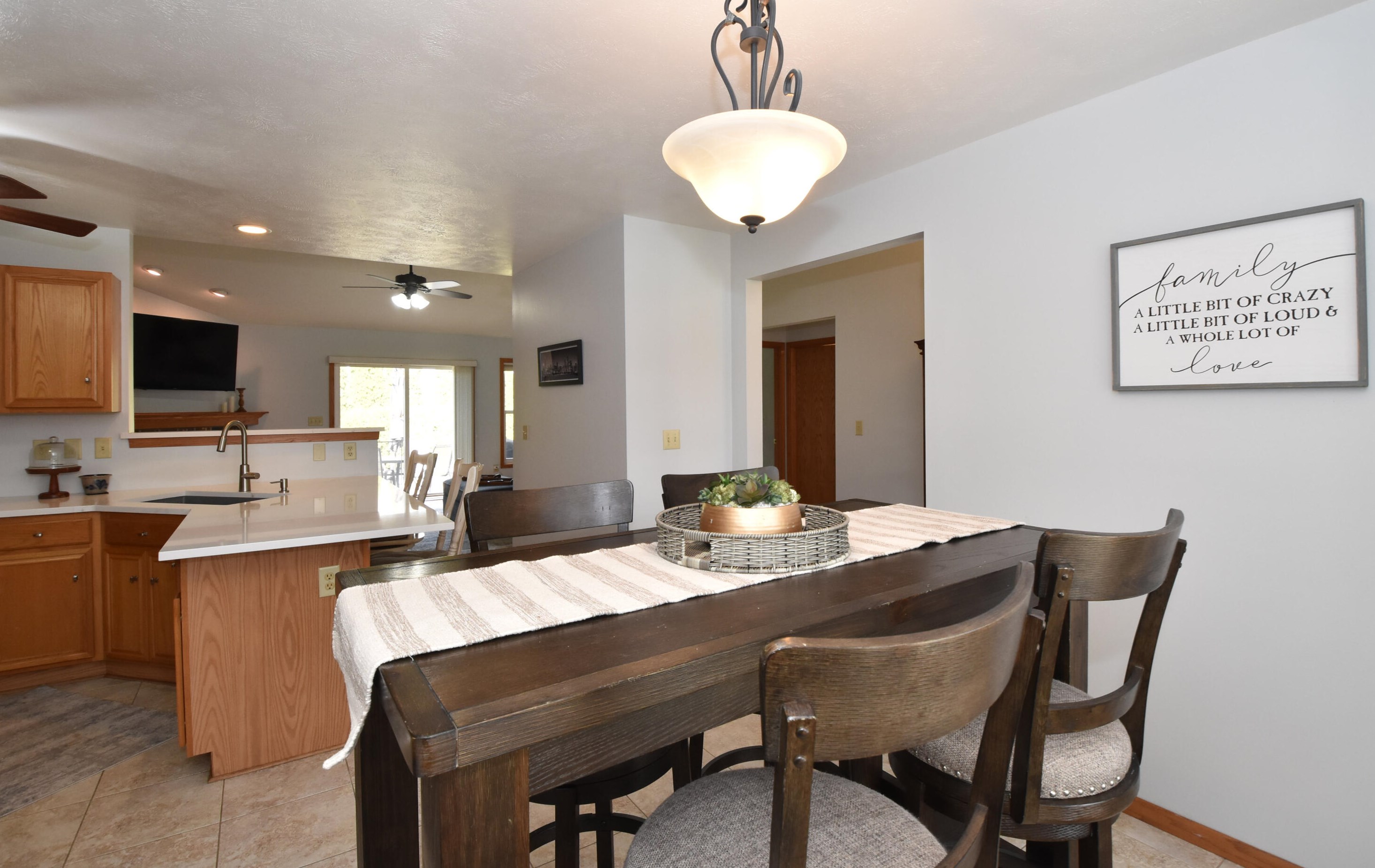 1224 Riva Rdg, Racine WI  53402-1711 exterior