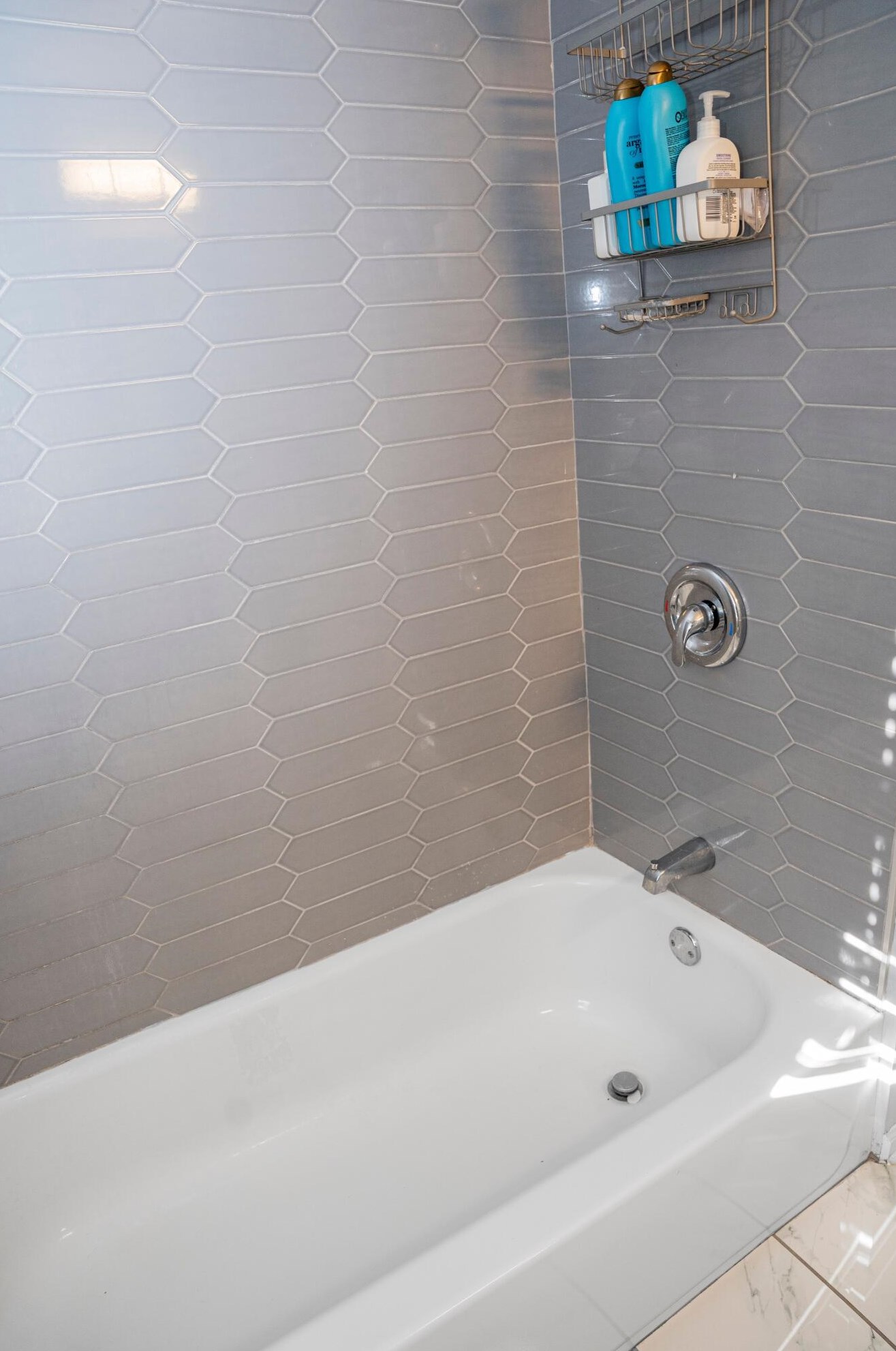 6547 83, Milwaukee WI 53214-4428 exterior