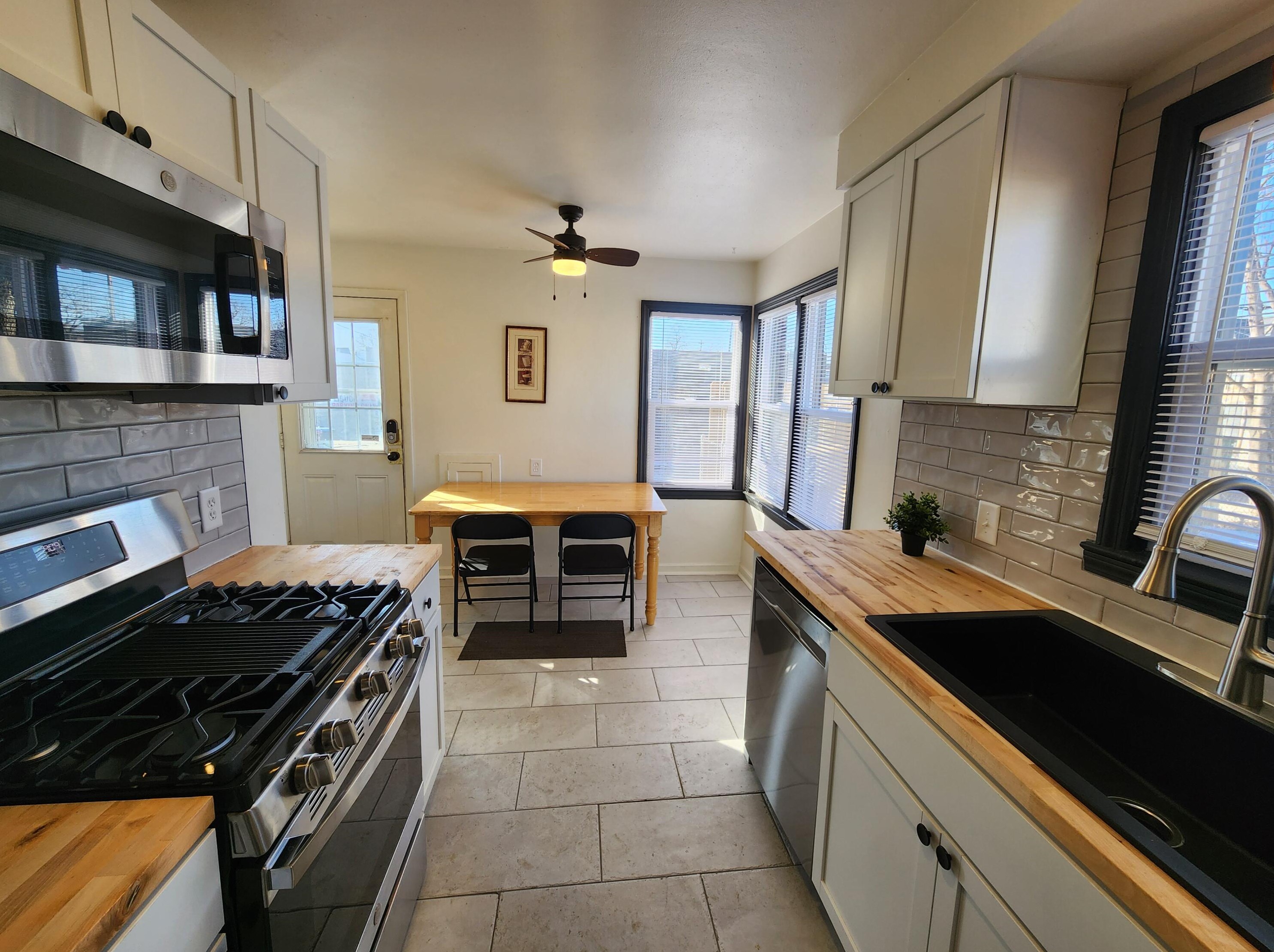 2321 60th St, Milwaukee WI  53219-2129 exterior