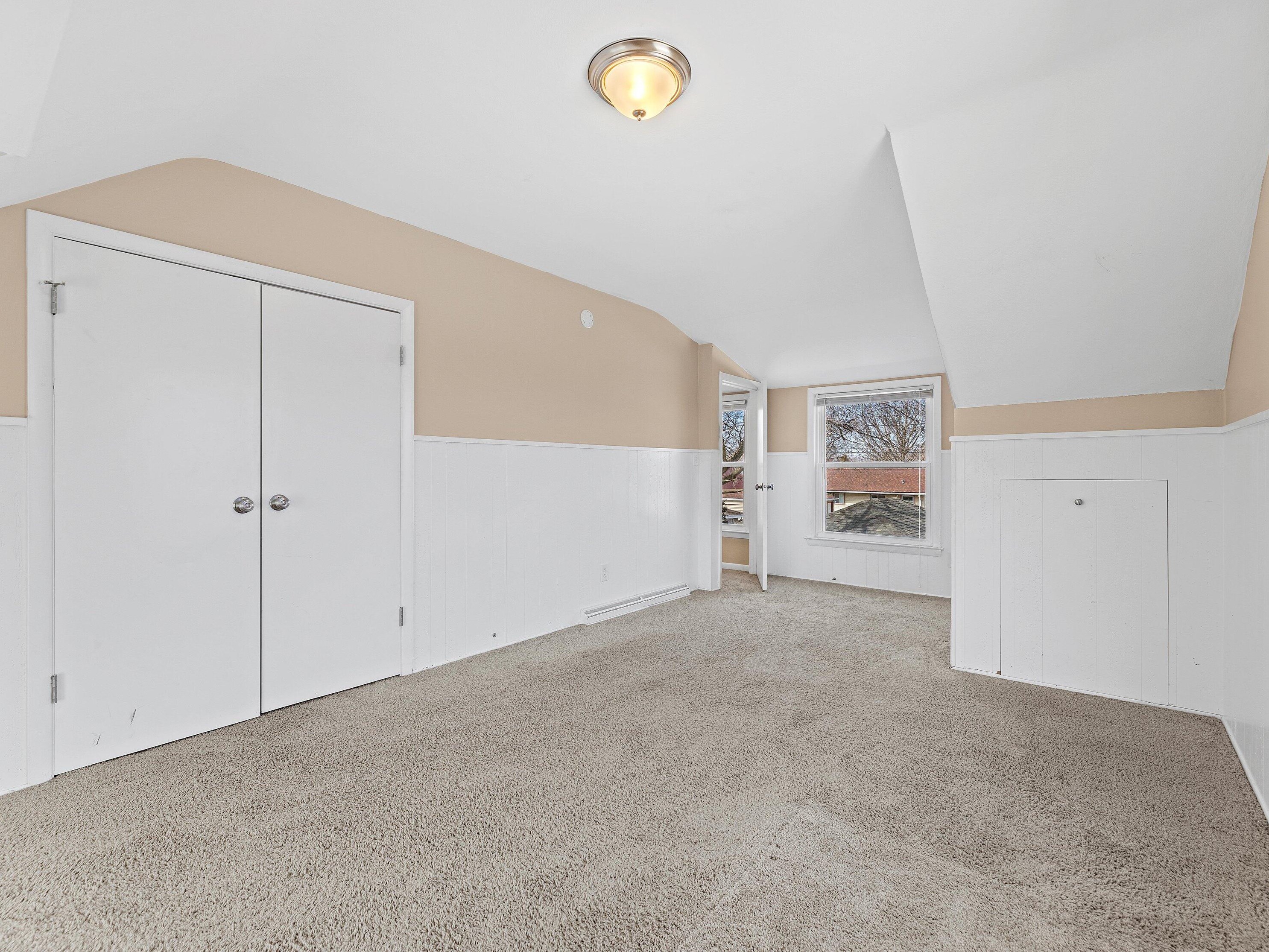 7152 Nash St, Milwaukee WI  53216-1939 exterior