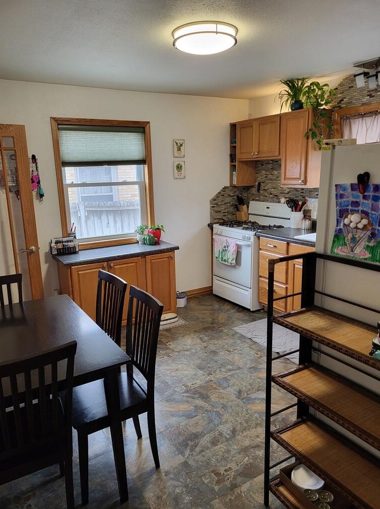 1614 22nd St, Sheboygan WI  53081-2230 exterior