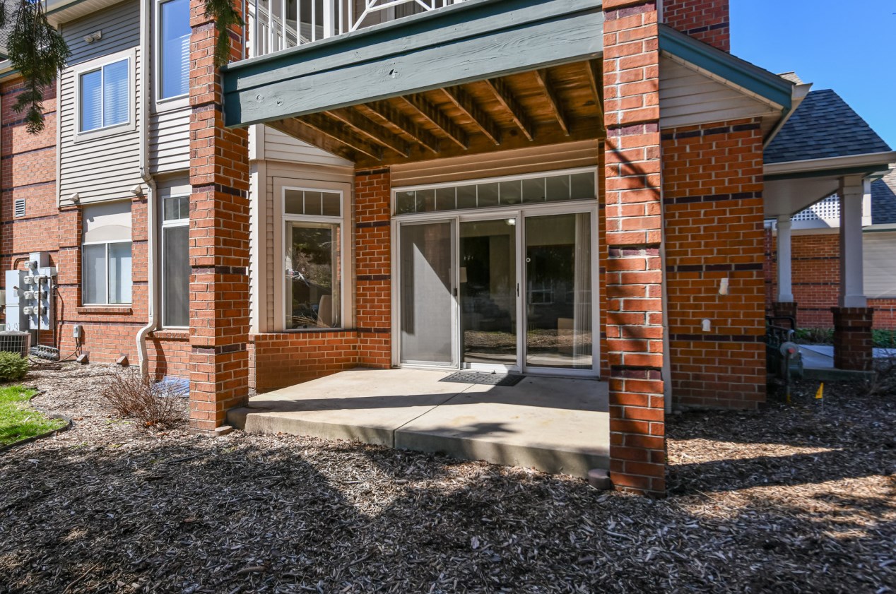 3110 Toldt Pkwy, Milwaukee WI  53227-3960 exterior