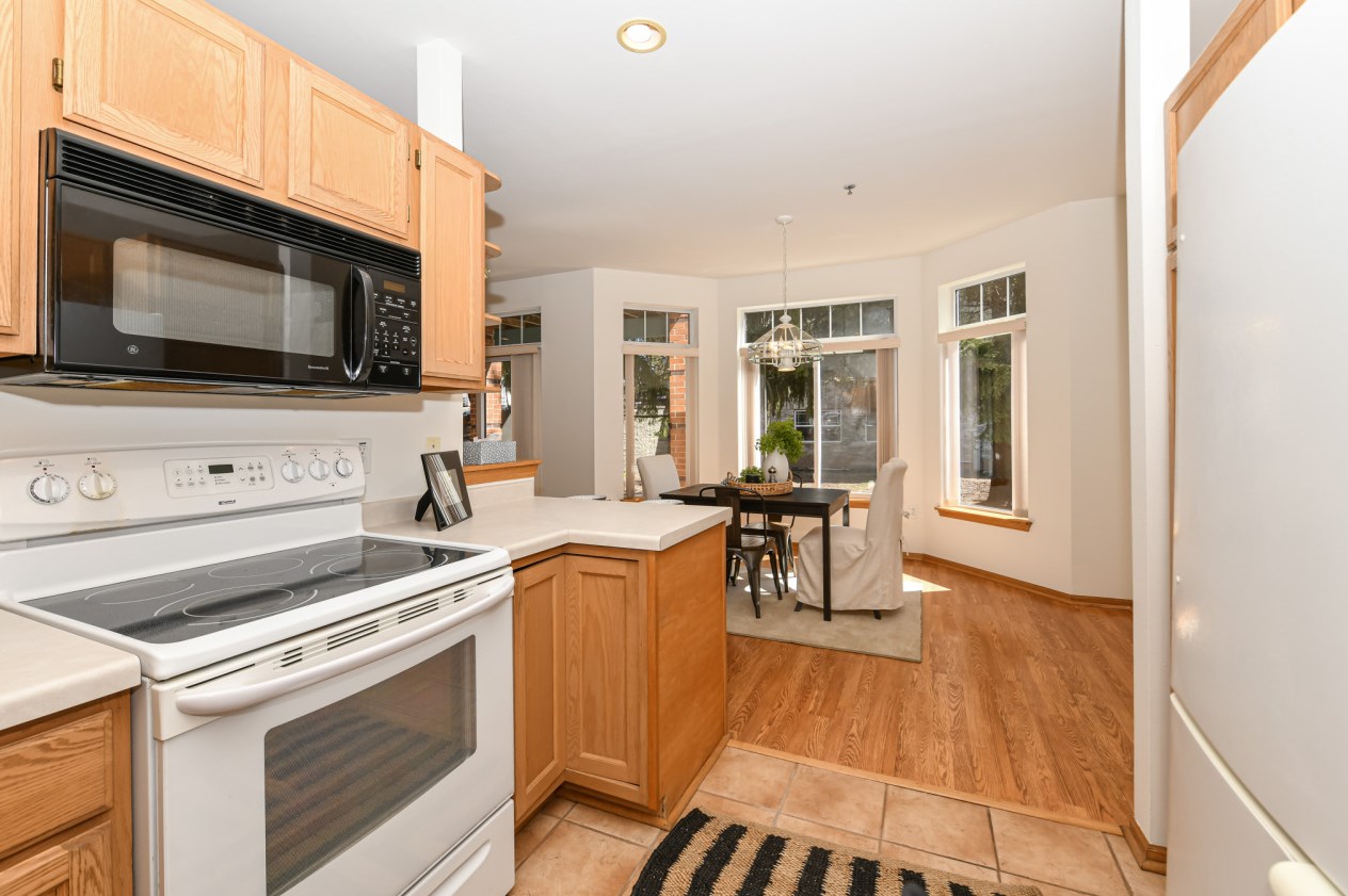 3110 Toldt Pkwy, Milwaukee WI  53227-3960 exterior