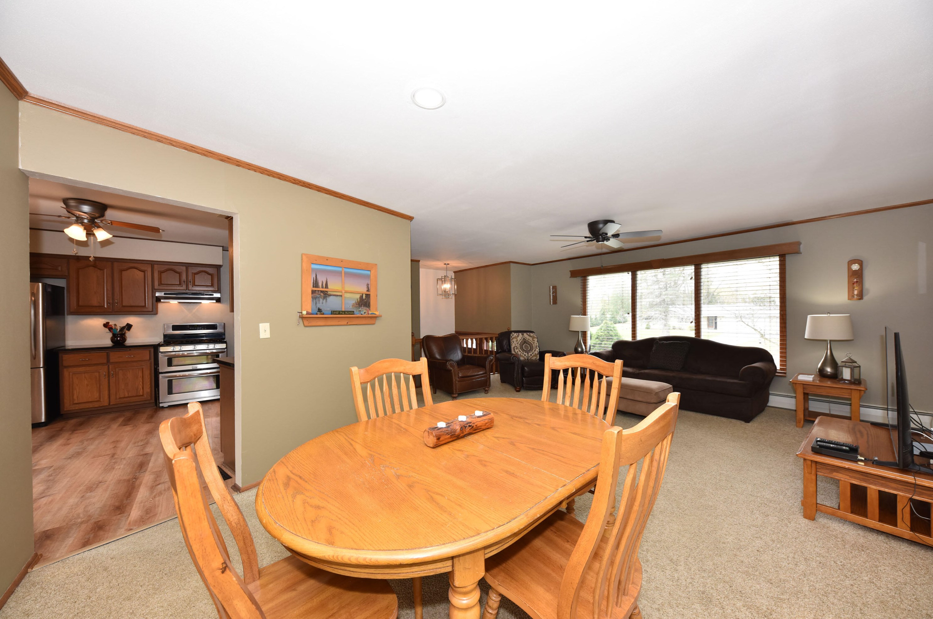 402 Vista View Dr, Cedarburg WI  53012-9178 exterior