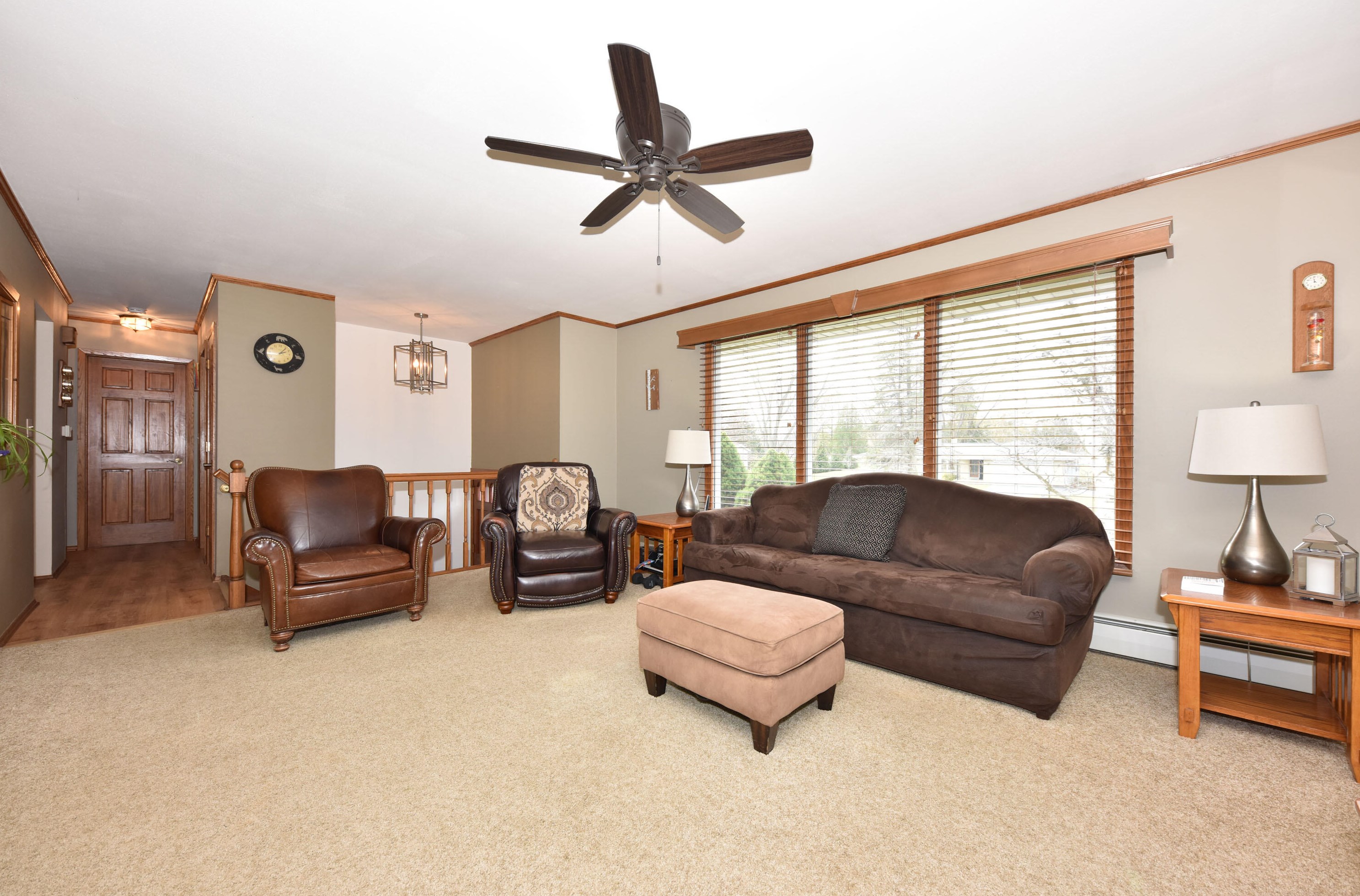 402 Vista View Dr, Cedarburg WI  53012-9178 exterior