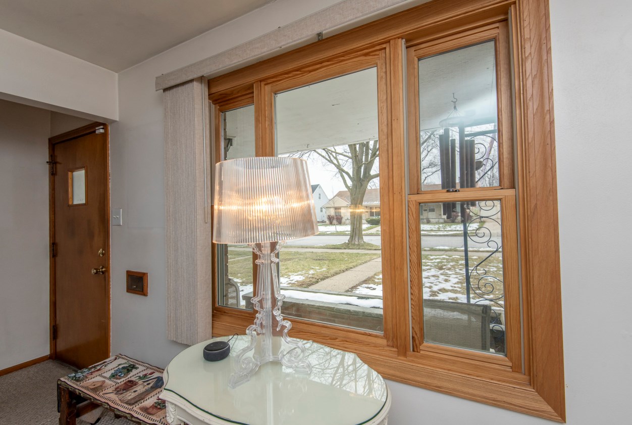 3745 86, Milwaukee WI 53227-4622 exterior