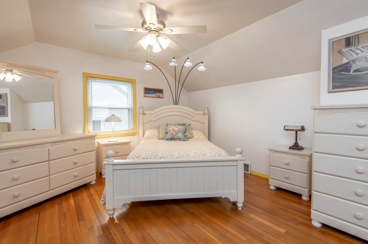 3745 86, Milwaukee WI 53227-4622 exterior