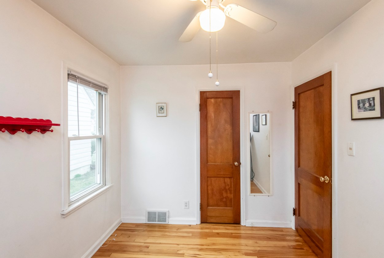 2769 87 St, Milwaukee WI 53224-5437 exterior