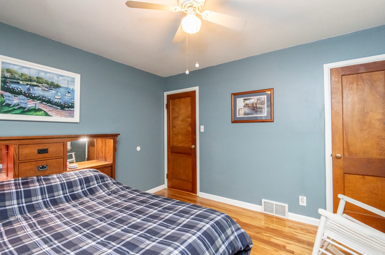 2769 87 St, Milwaukee WI 53224-5437 exterior