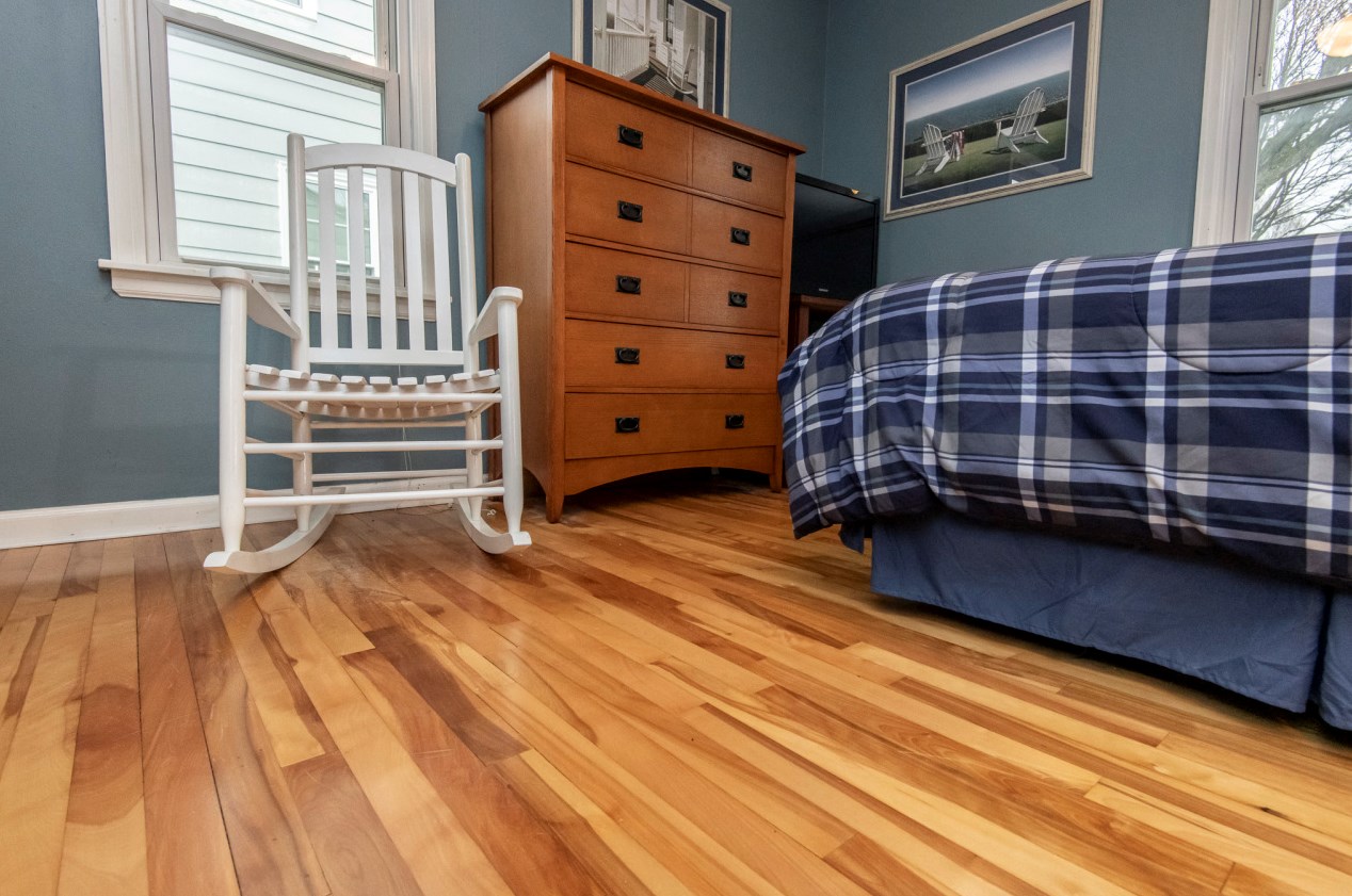 2769 87 St, Milwaukee WI 53224-5437 exterior