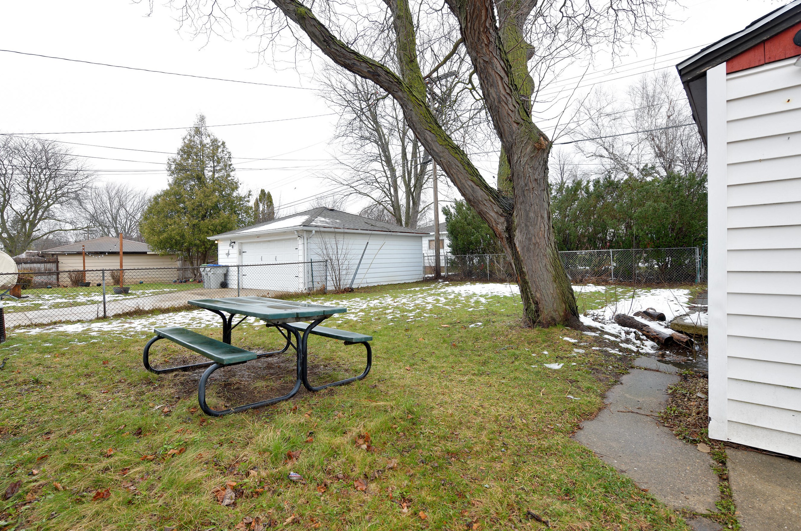 6516 84th St, Milwaukee WI  53224-5404 exterior