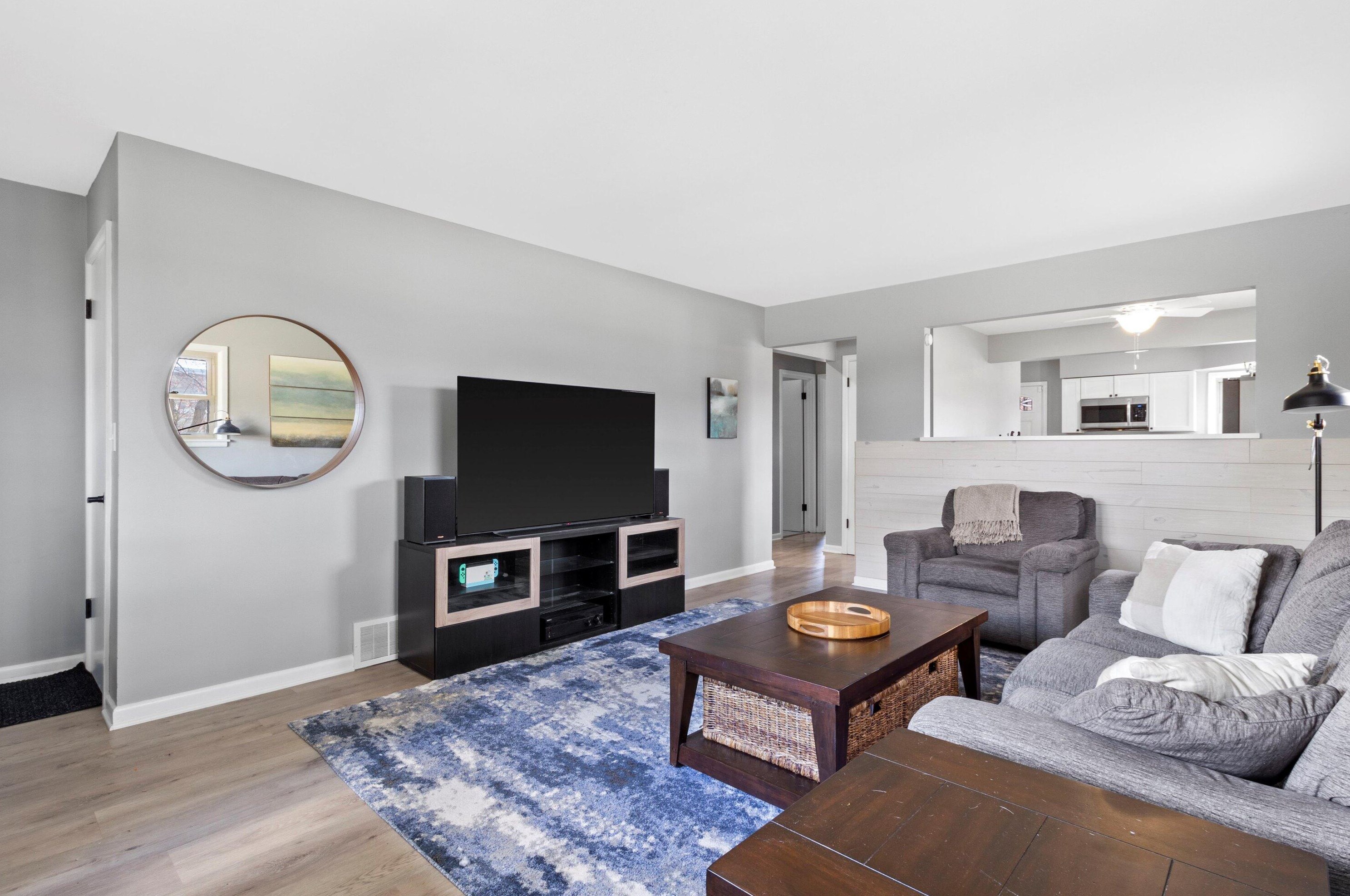 8853 Brentwood Ave, Milwaukee WI  53224-5300 exterior