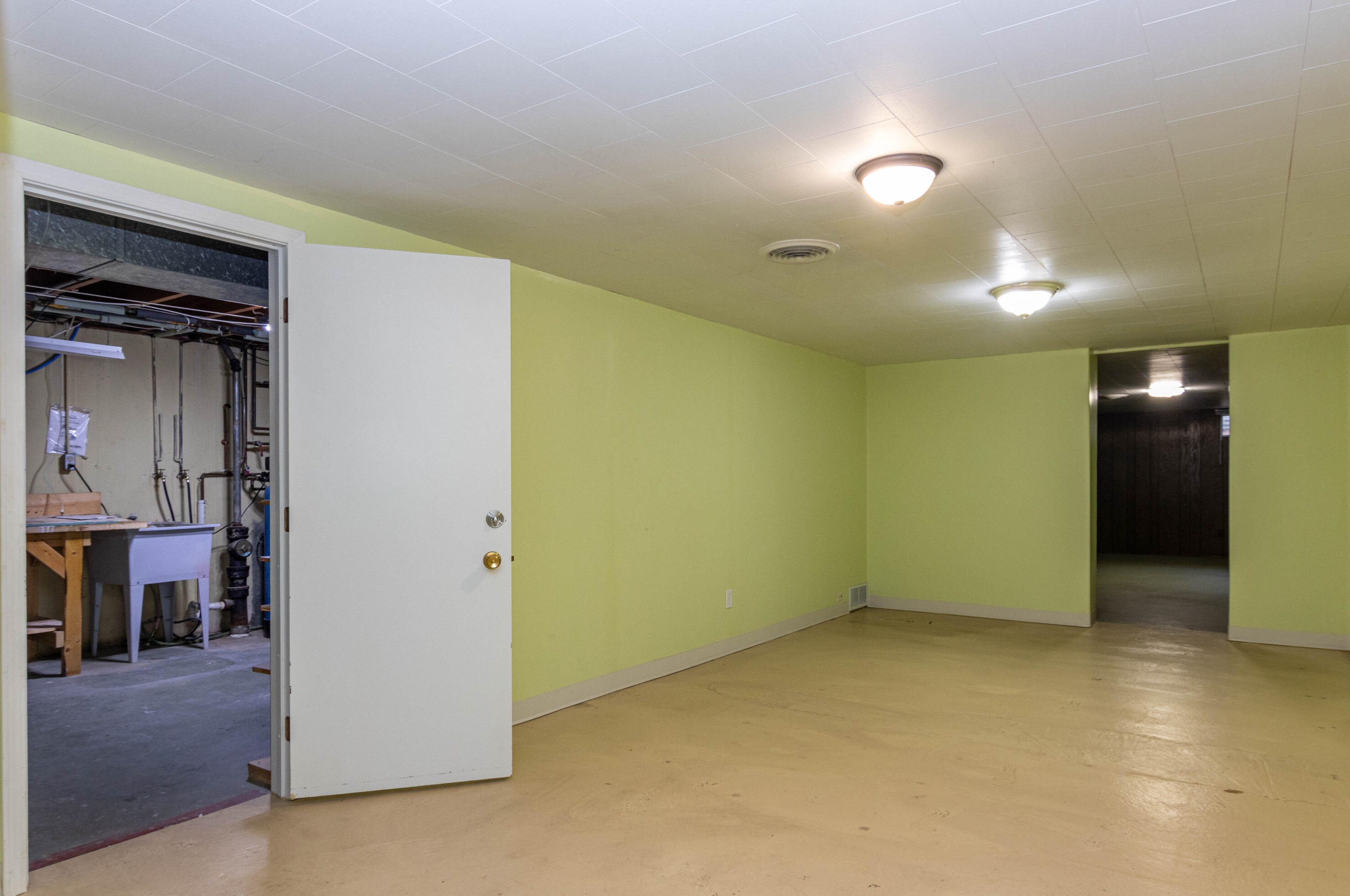 634 Winter St, Onalaska WI  54650-8538 exterior