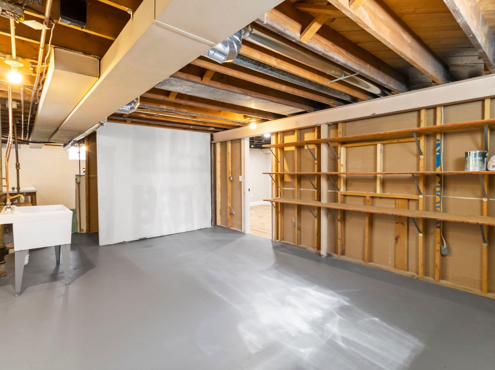 527 98, Milwaukee WI 53226-4303 exterior