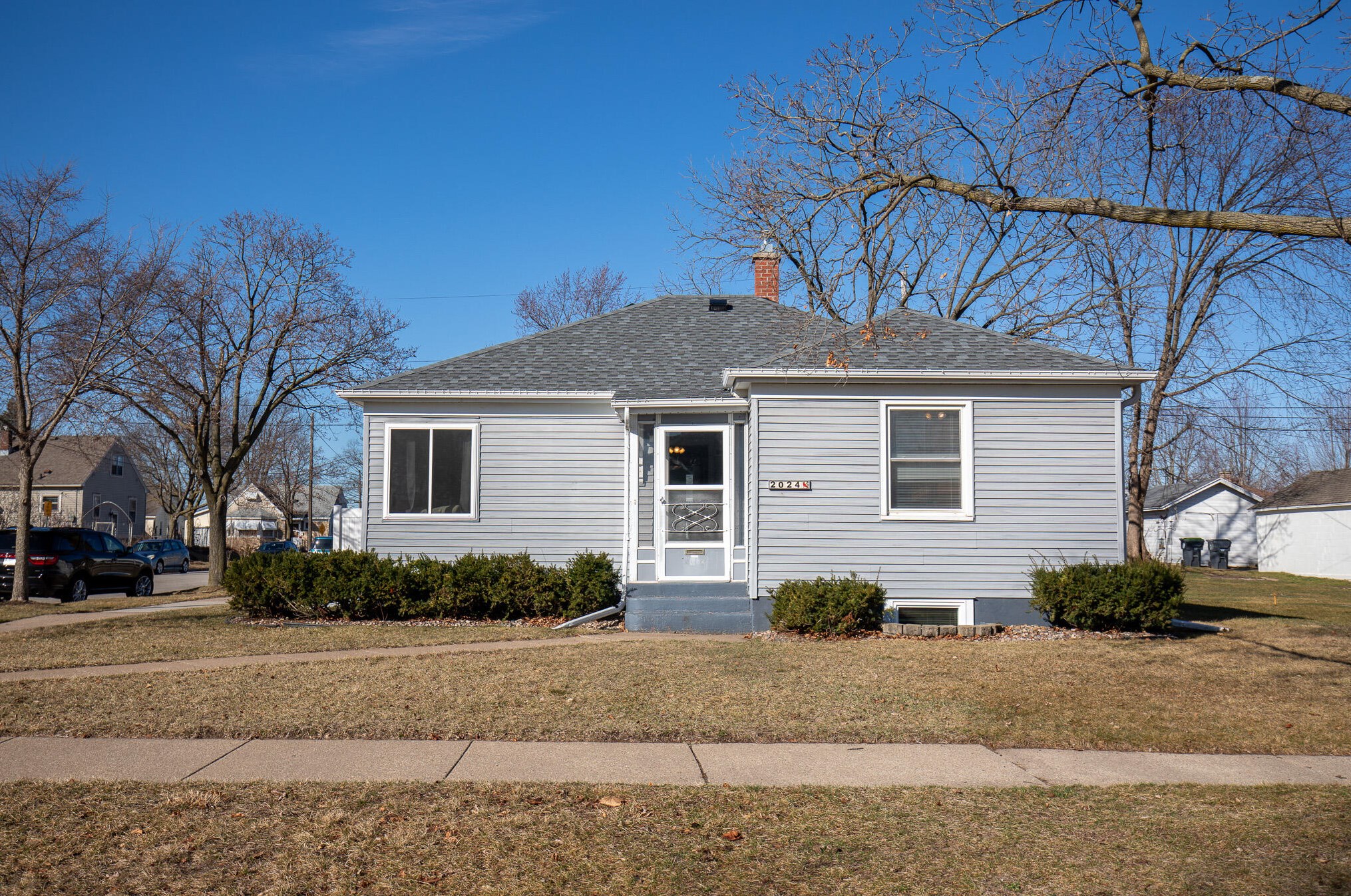 2024 15th St, La Crosse WI  54601-6409 exterior
