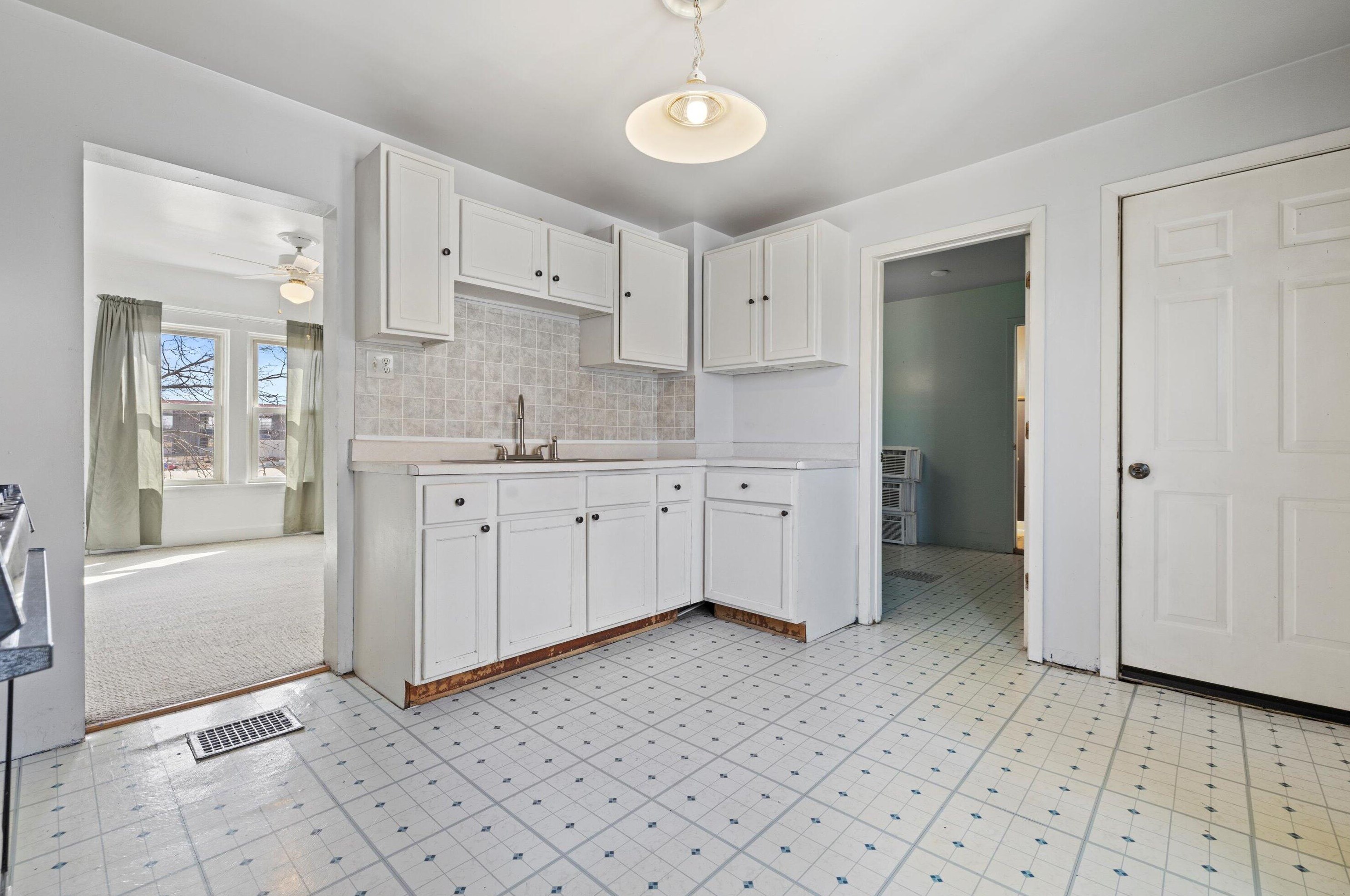 5432 25 Ave, Kenosha WI 53143-4703 exterior