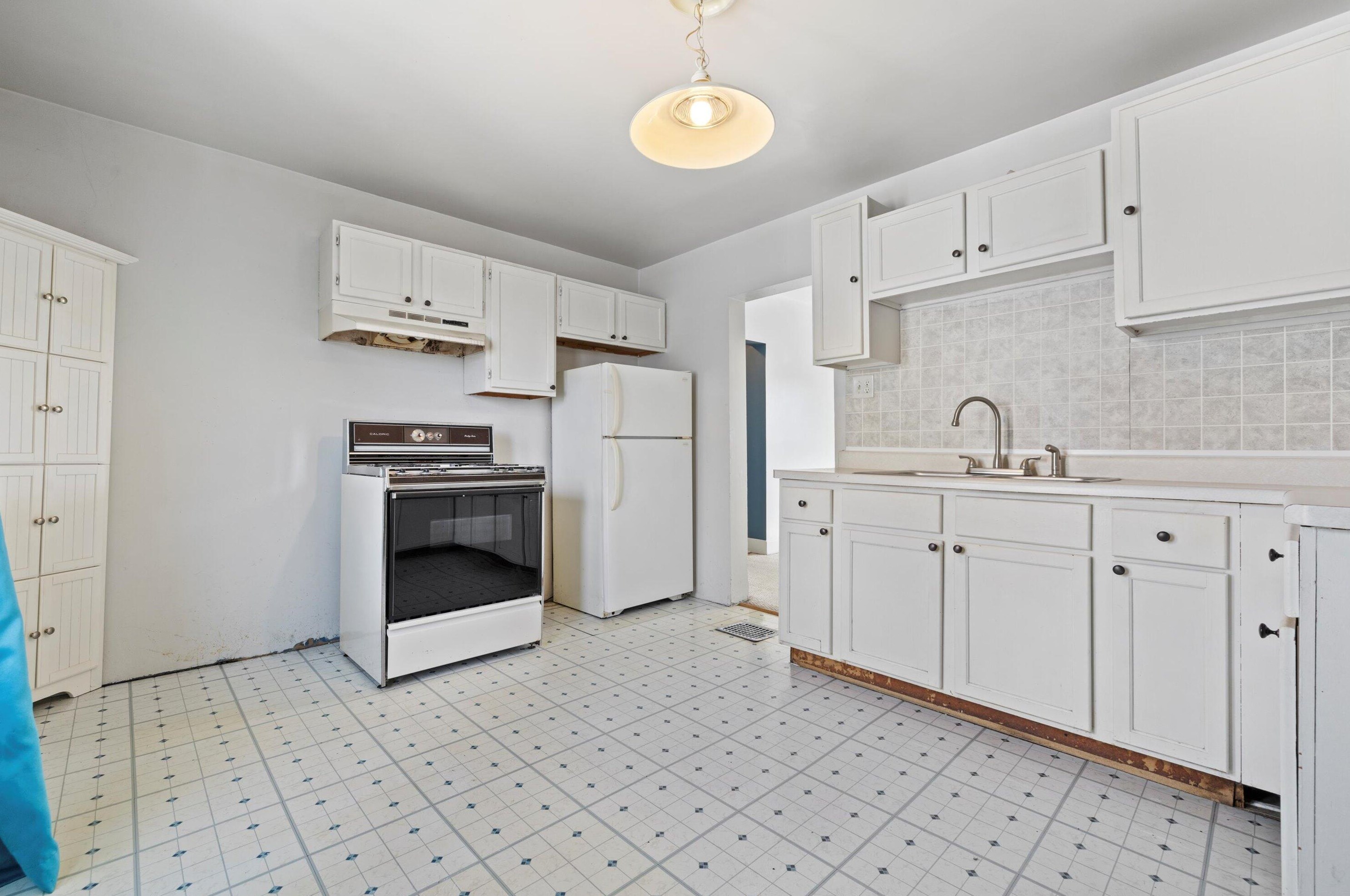 5432 25 Ave, Kenosha WI 53143-4703 exterior