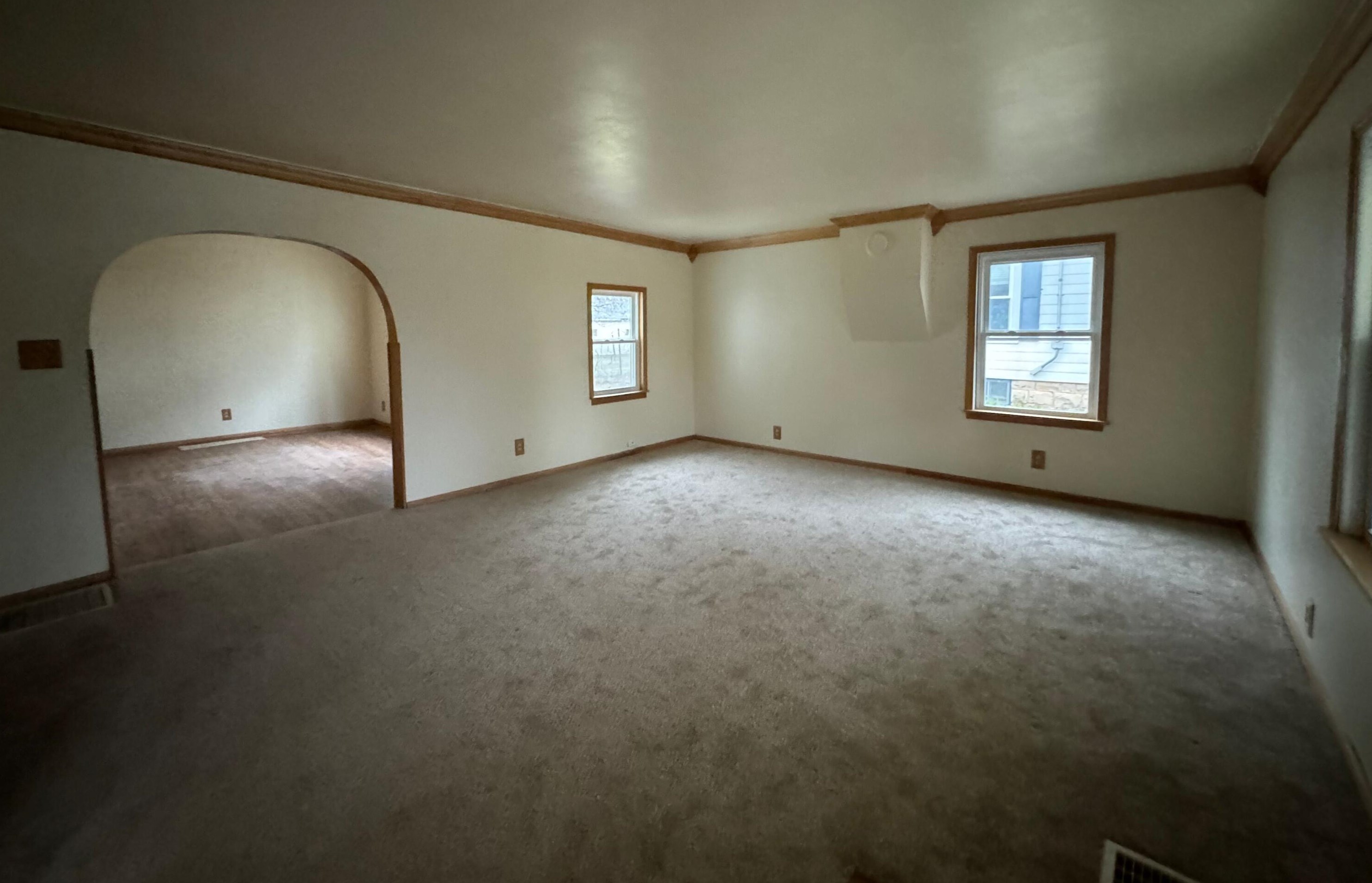 129 West Ave, Waukesha WI  53186-5909 exterior