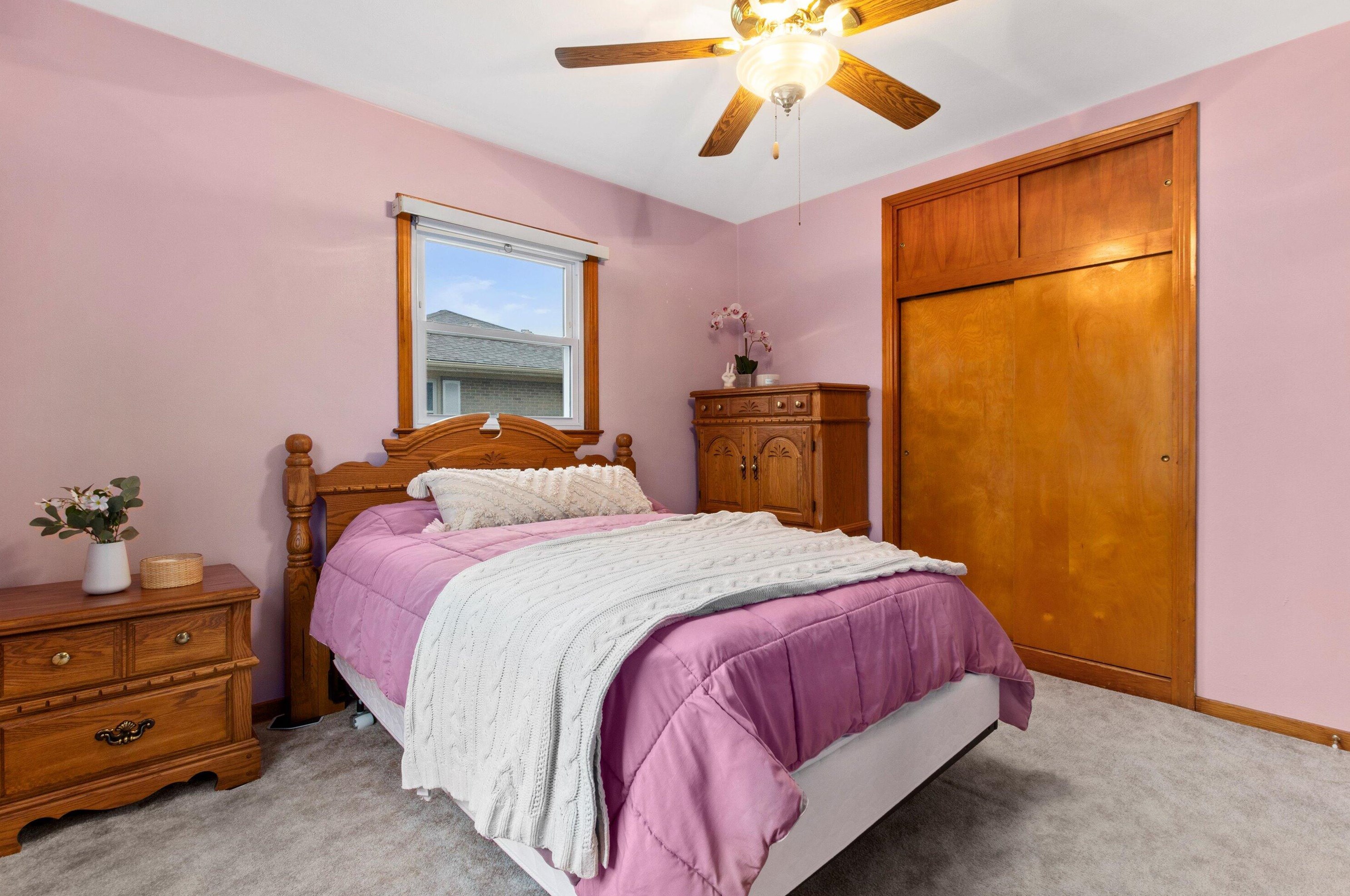 3268 60, Milwaukee WI 53219-4340 exterior