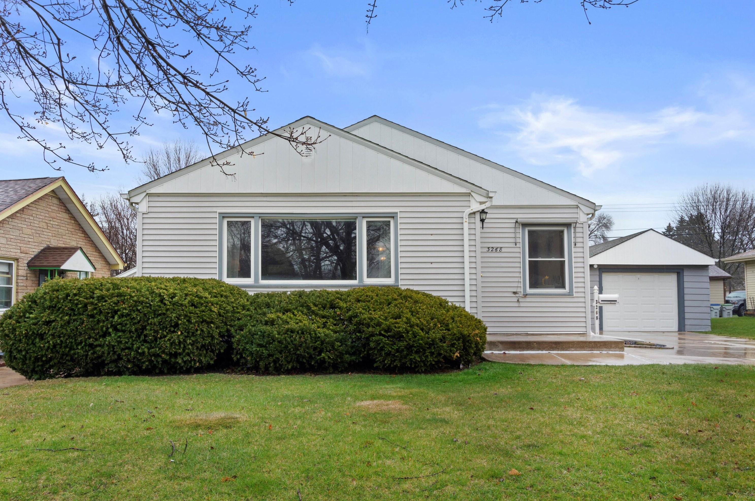 3268 60, Milwaukee WI 53219-4340 exterior