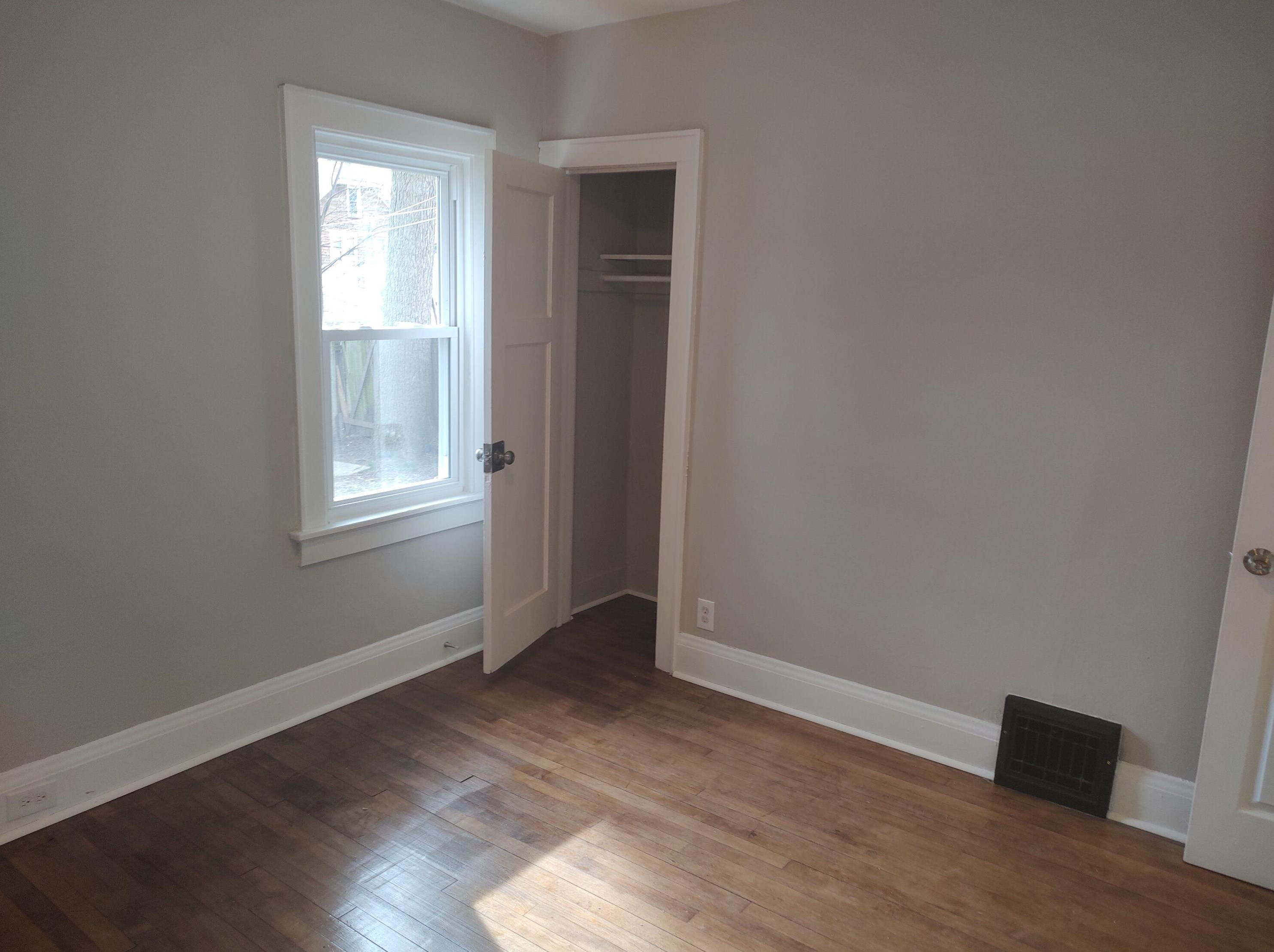 2524 52nd St, Milwaukee WI  53210-2729 exterior