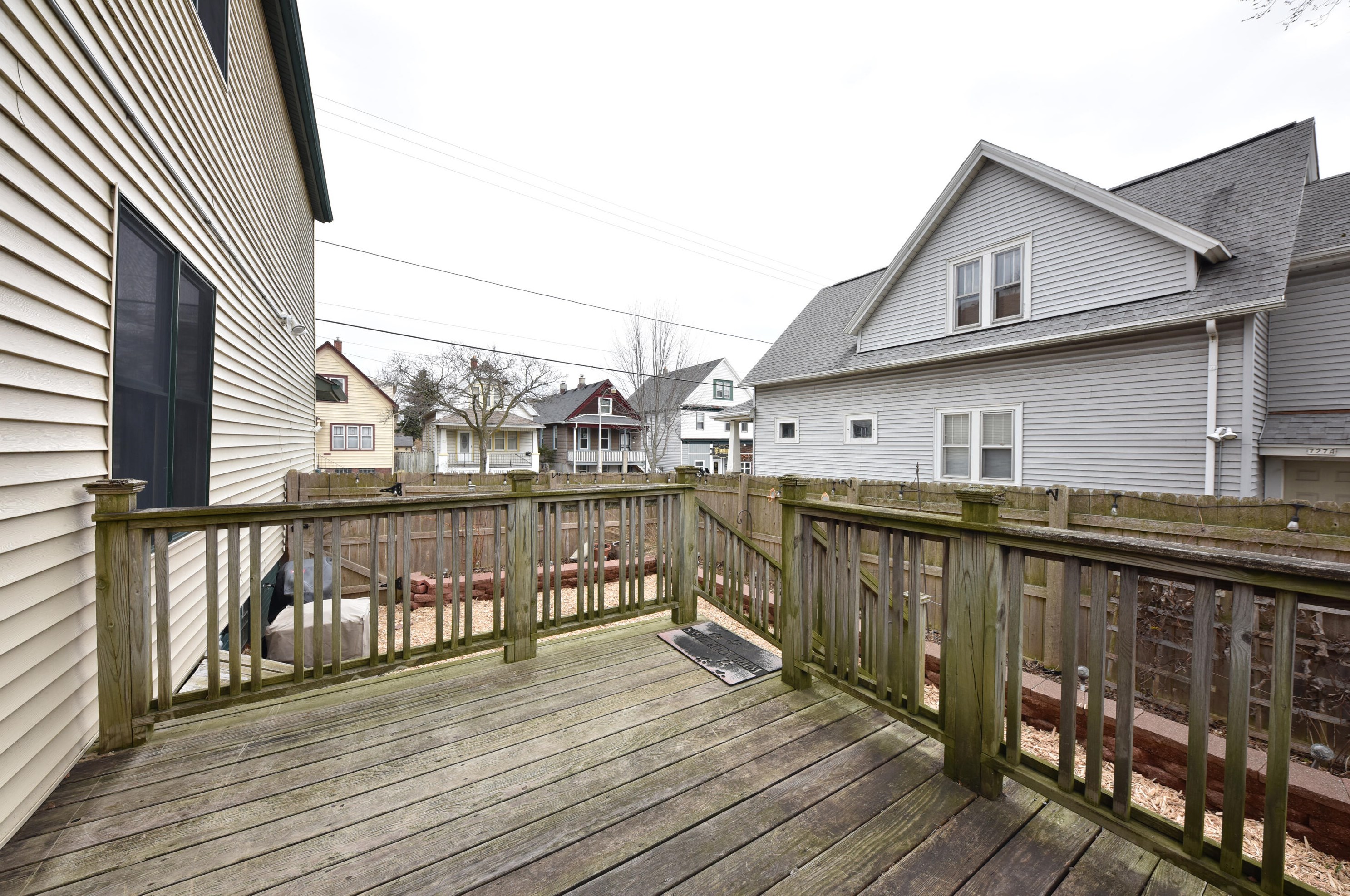 721 Clarke St, Milwaukee WI 53212-2923 exterior