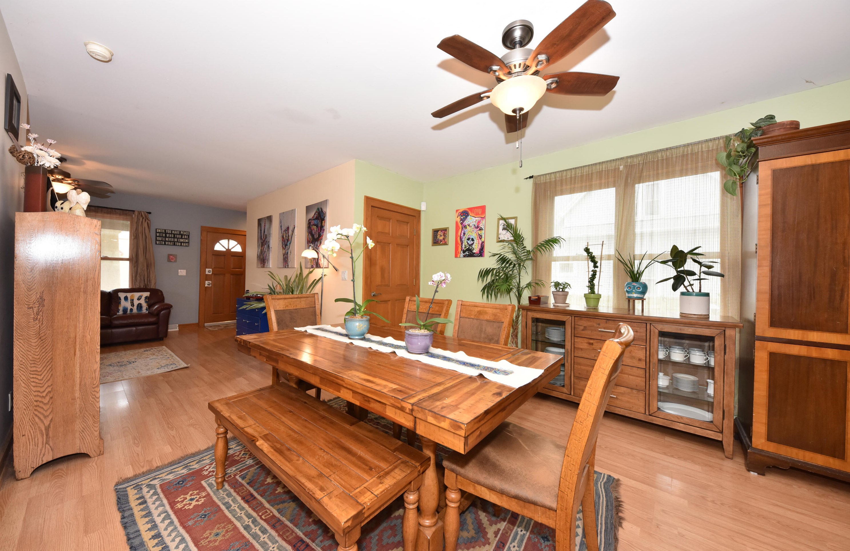 721 Clarke St, Milwaukee WI 53212-2923 exterior