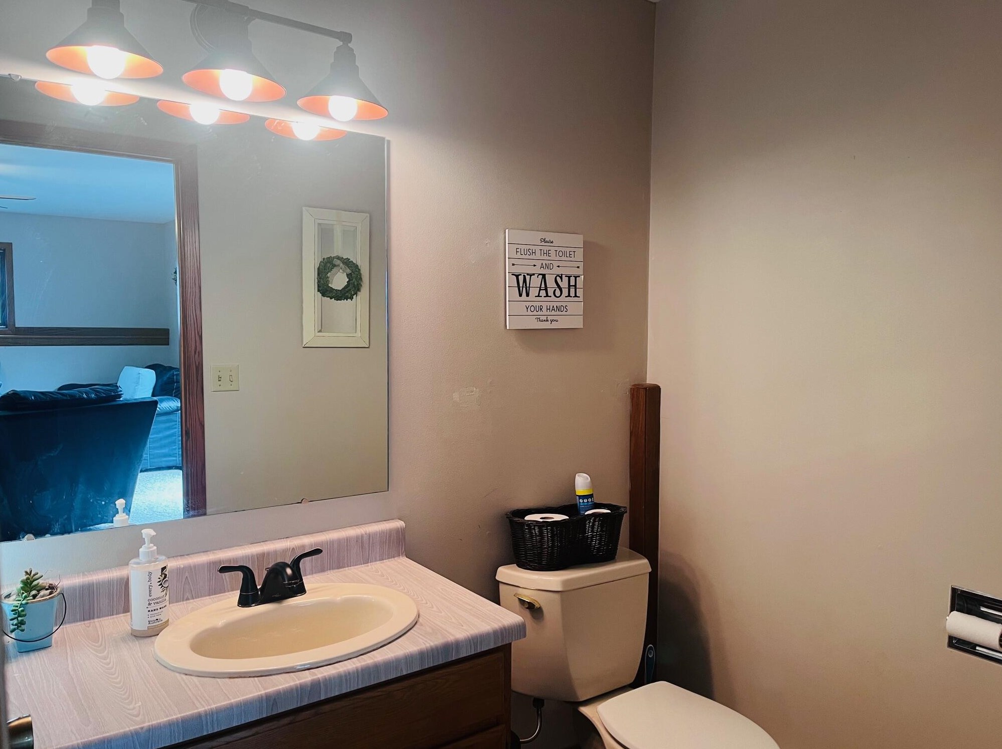 1455 39 Ave, Kenosha WI 53144-1505 exterior