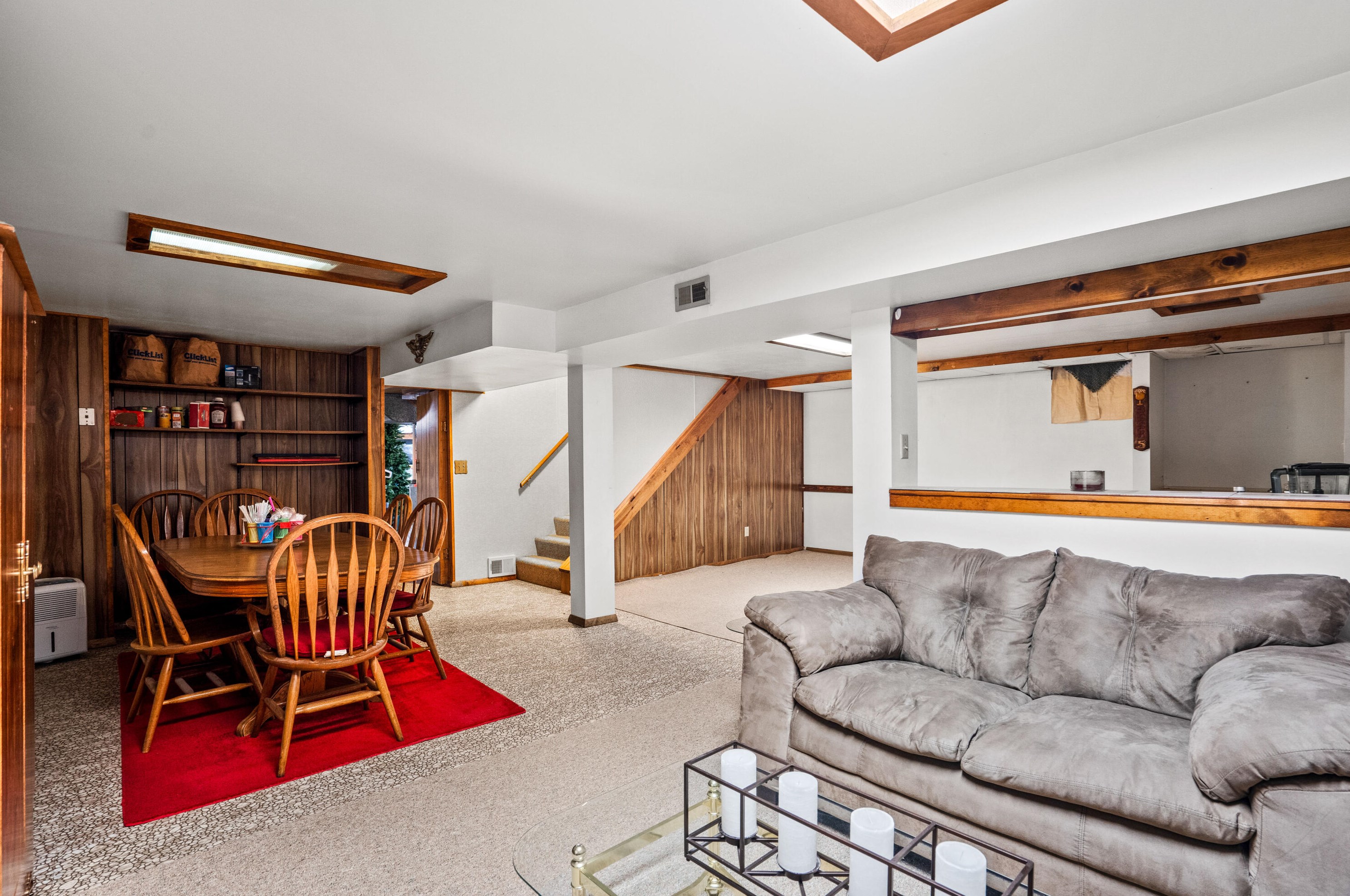 211 Maple St, Grafton WI  53024-2322 exterior