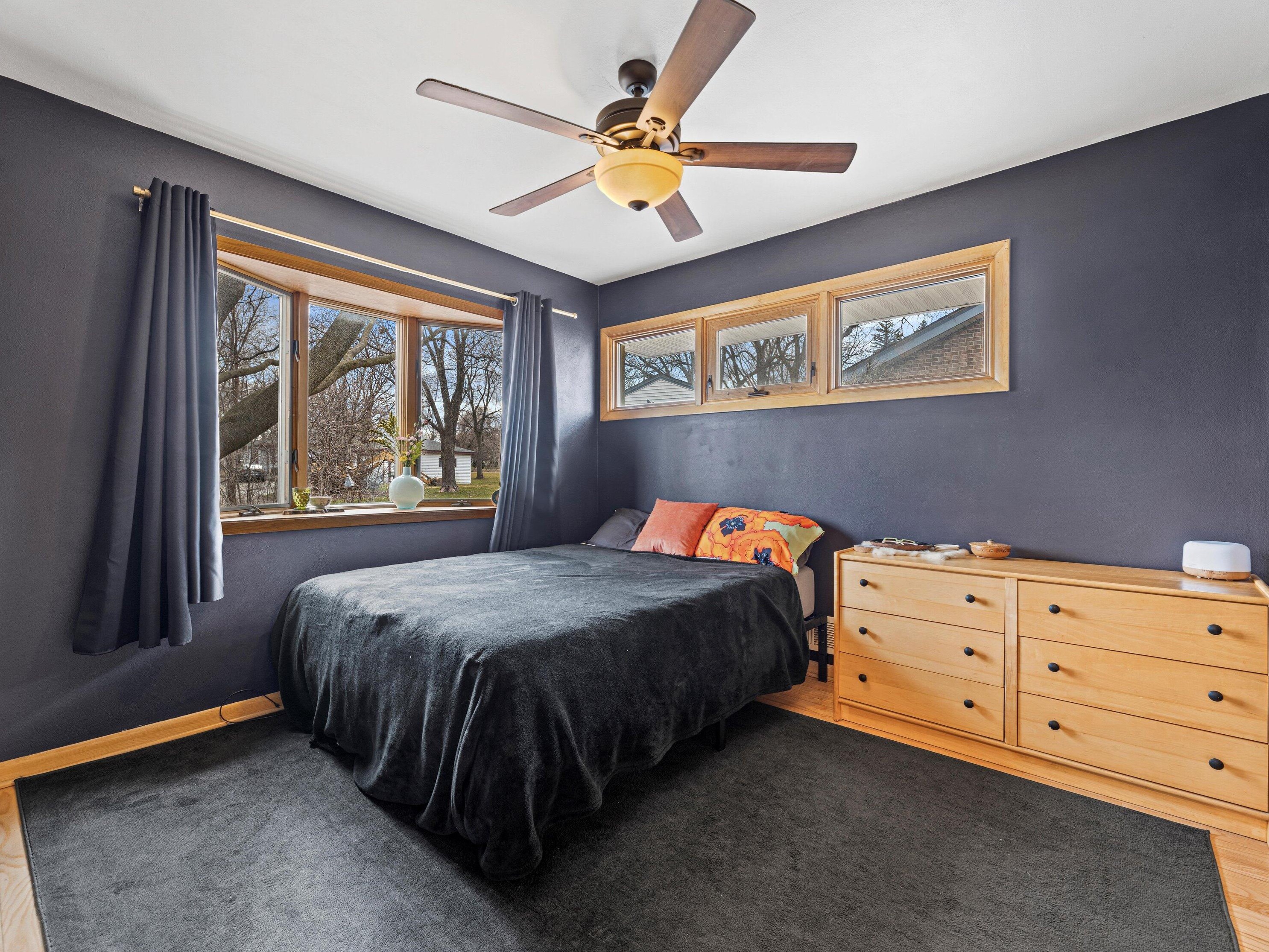 2811 Coldspring Rd, Milwaukee WI  53221-1856 exterior