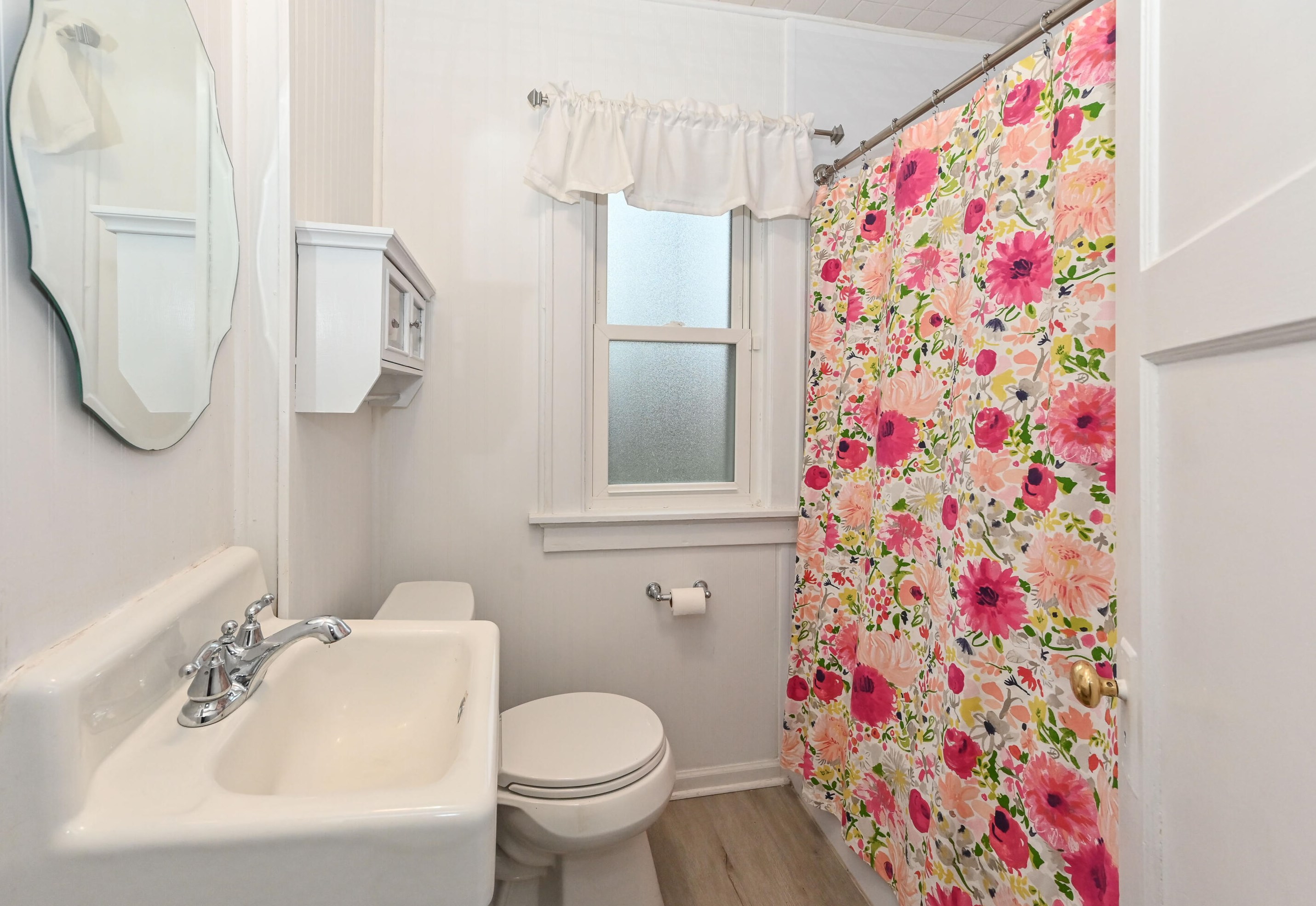 437 66th St, Milwaukee WI  53214-1735 exterior