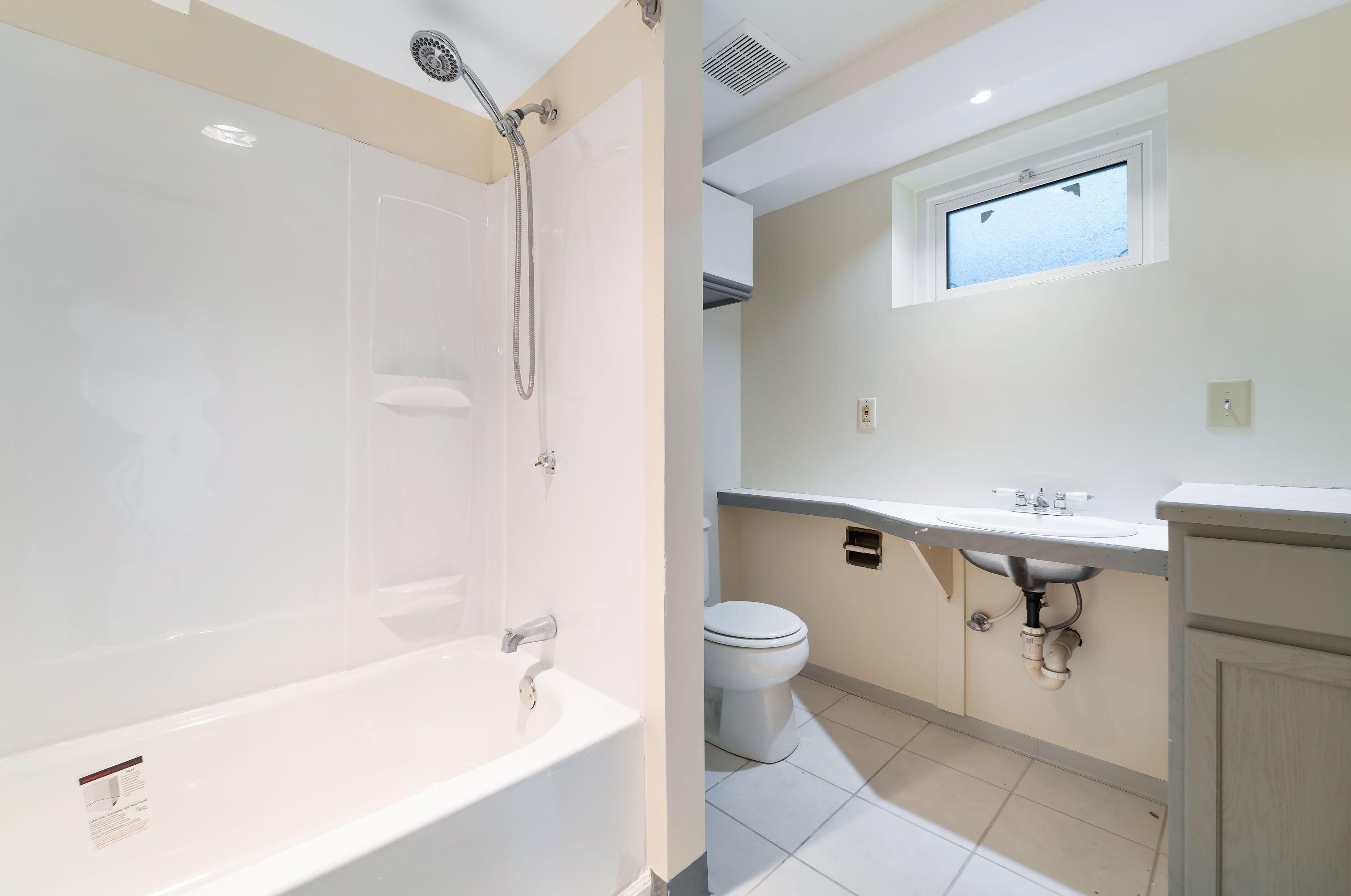 865 75th St, Milwaukee WI  53214-3014 exterior