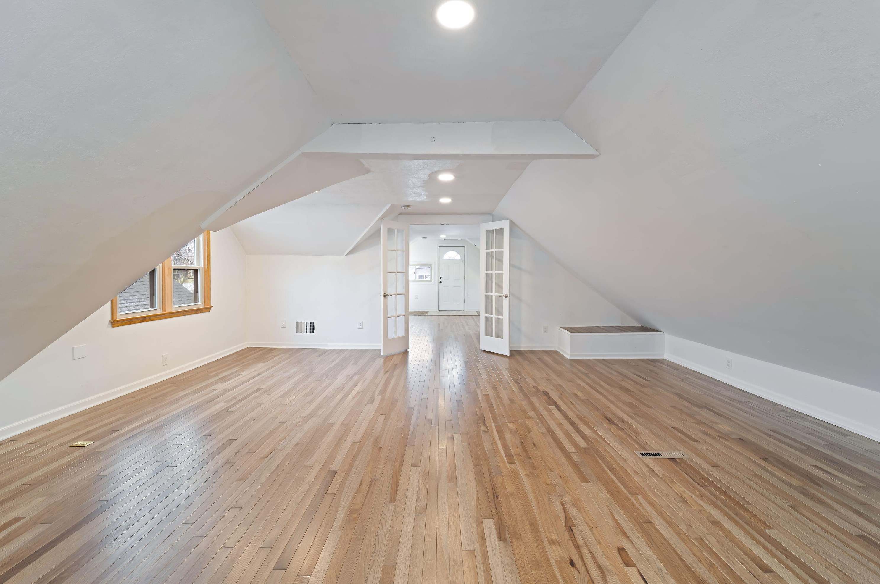 865 75th St, Milwaukee WI  53214-3014 exterior