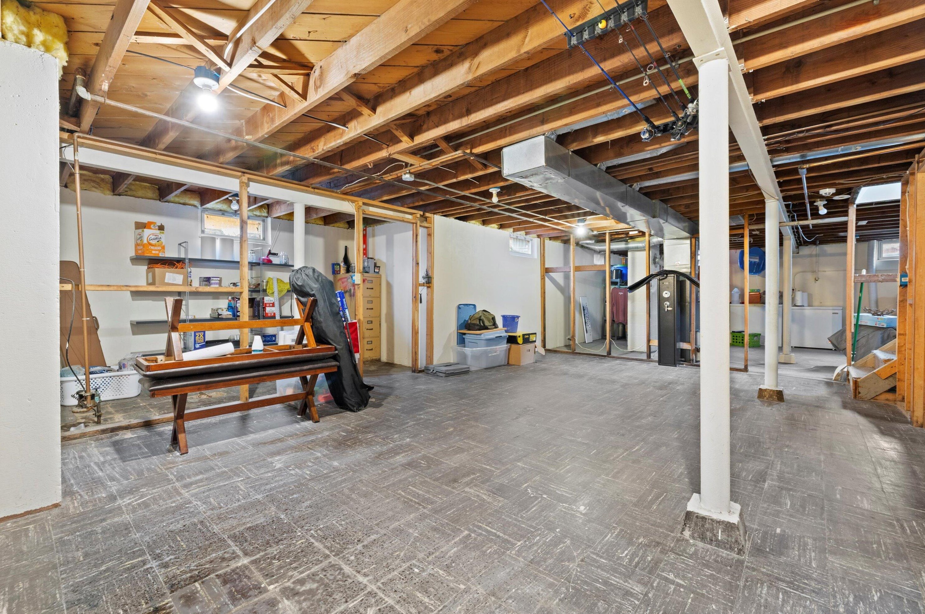 4911 33 Ave, Kenosha WI 53144-4019 exterior