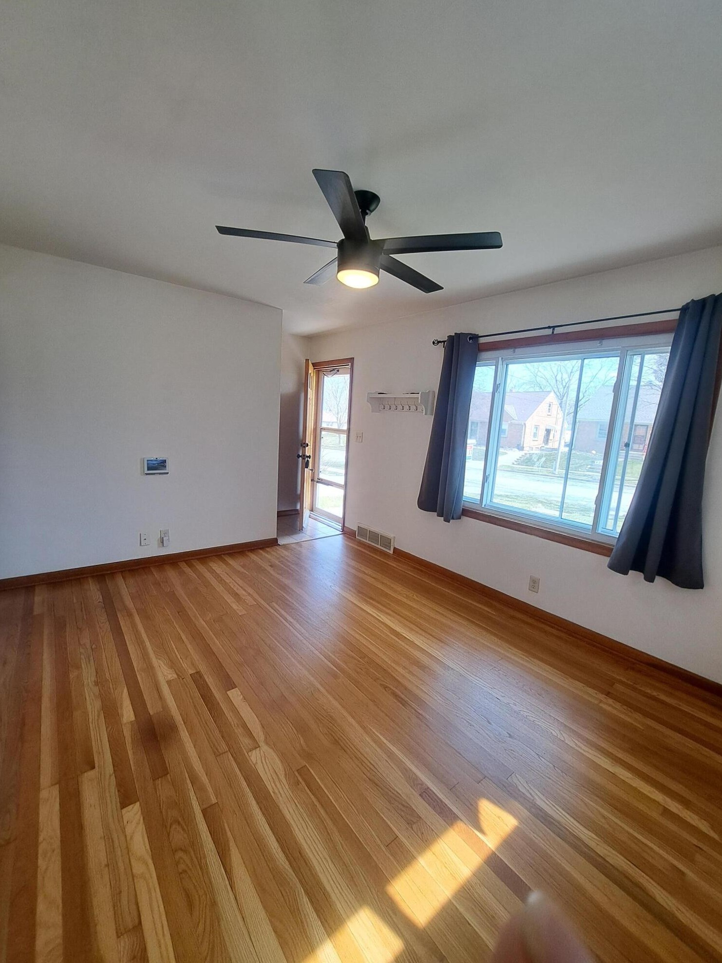 4319 Logan Ave, Milwaukee WI  53207-5246 exterior