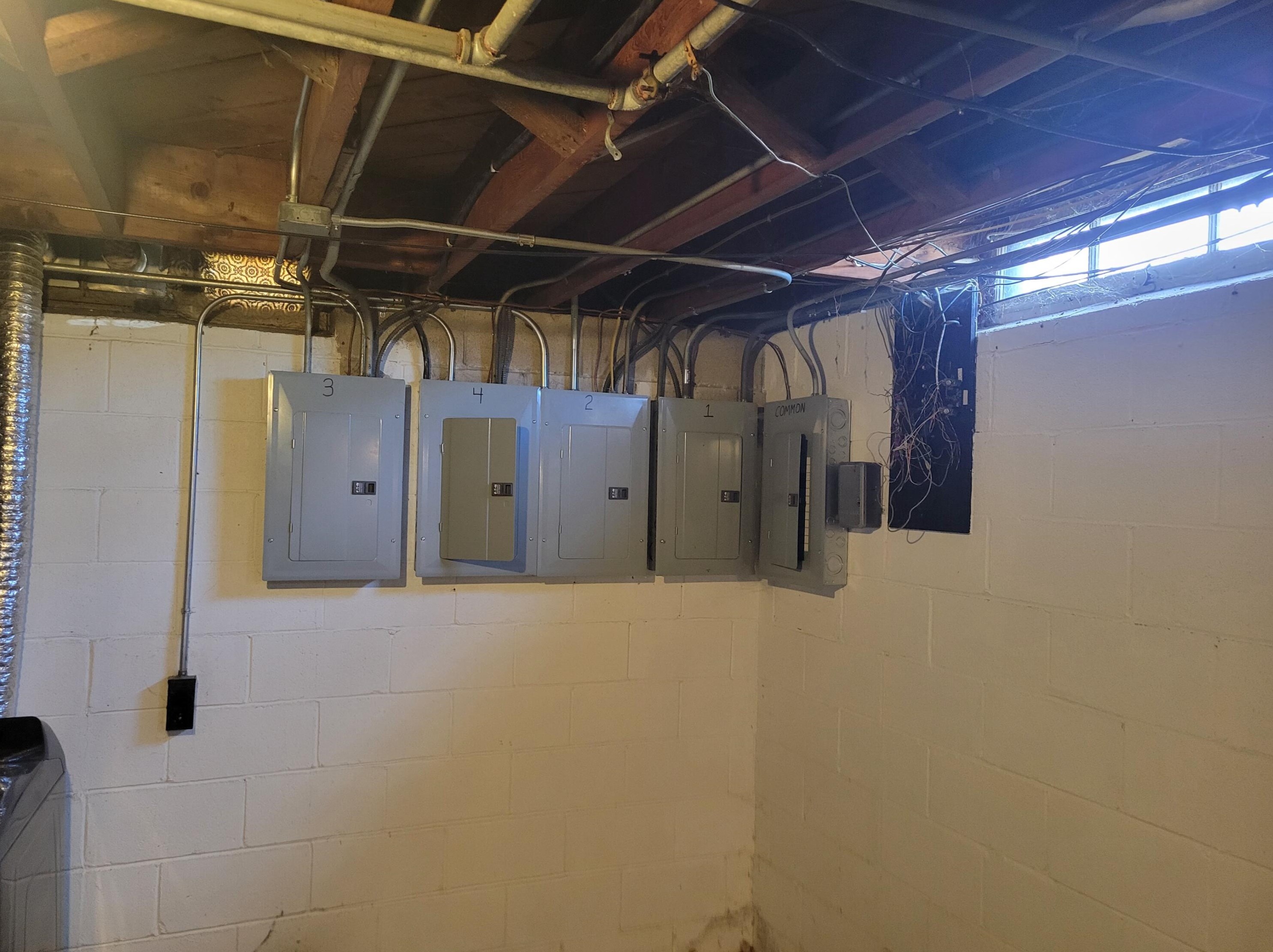 7200 Burleigh St, Milwaukee WI 53210-1082 exterior