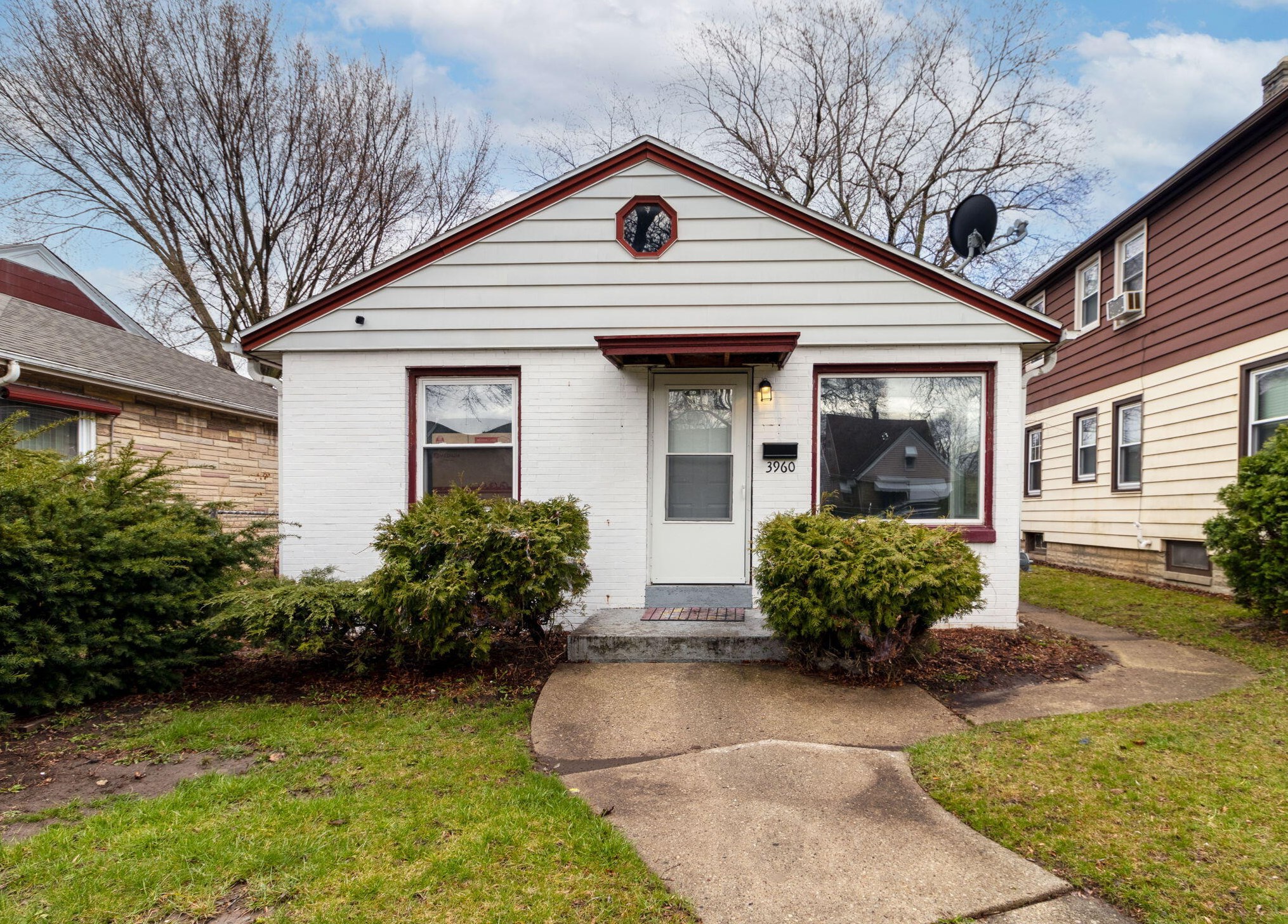 3960 28th St, Milwaukee WI  53216-2637 exterior