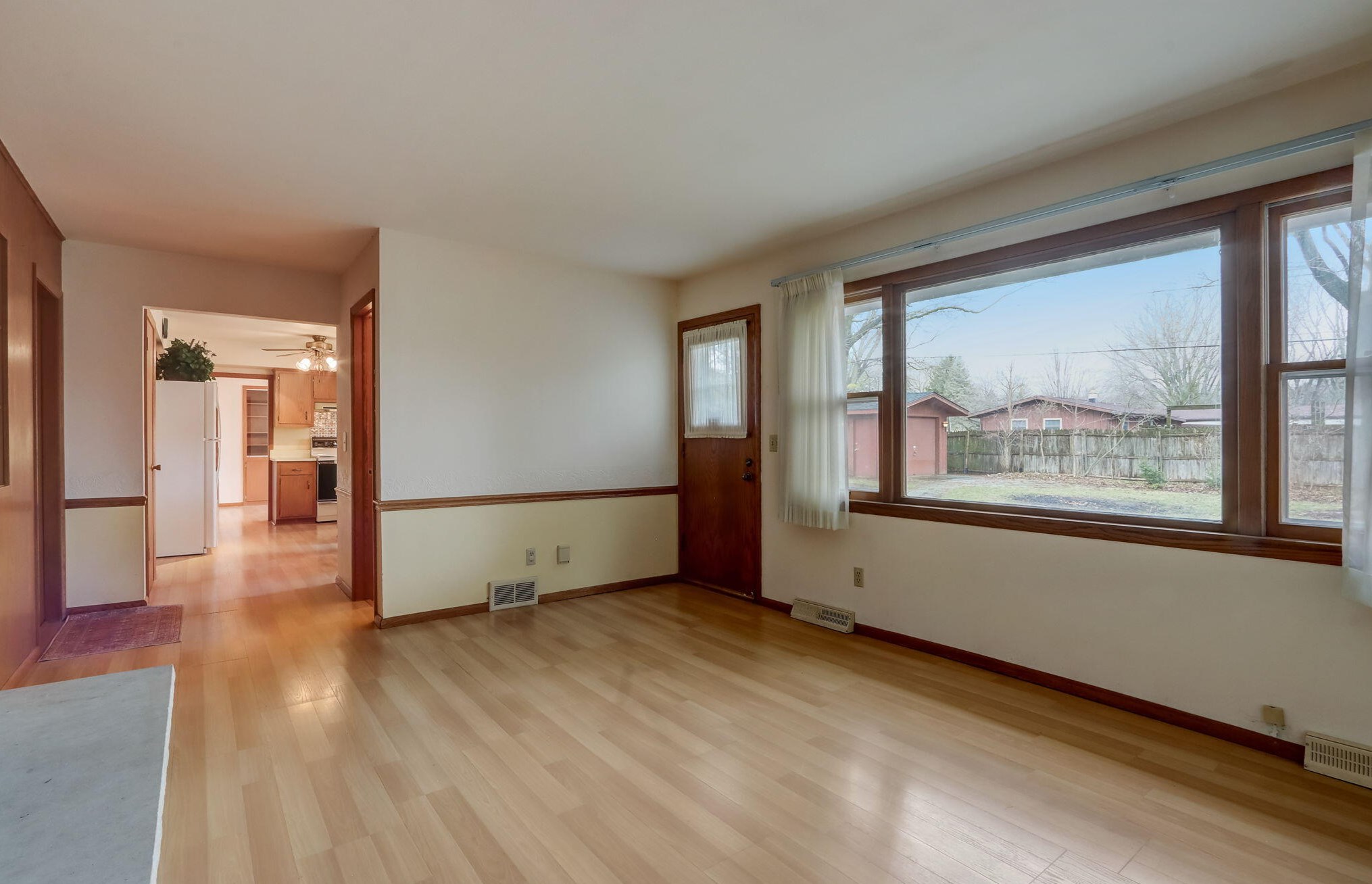 6426 Glenbrook Rd, Milwaukee WI  53223-1540 exterior