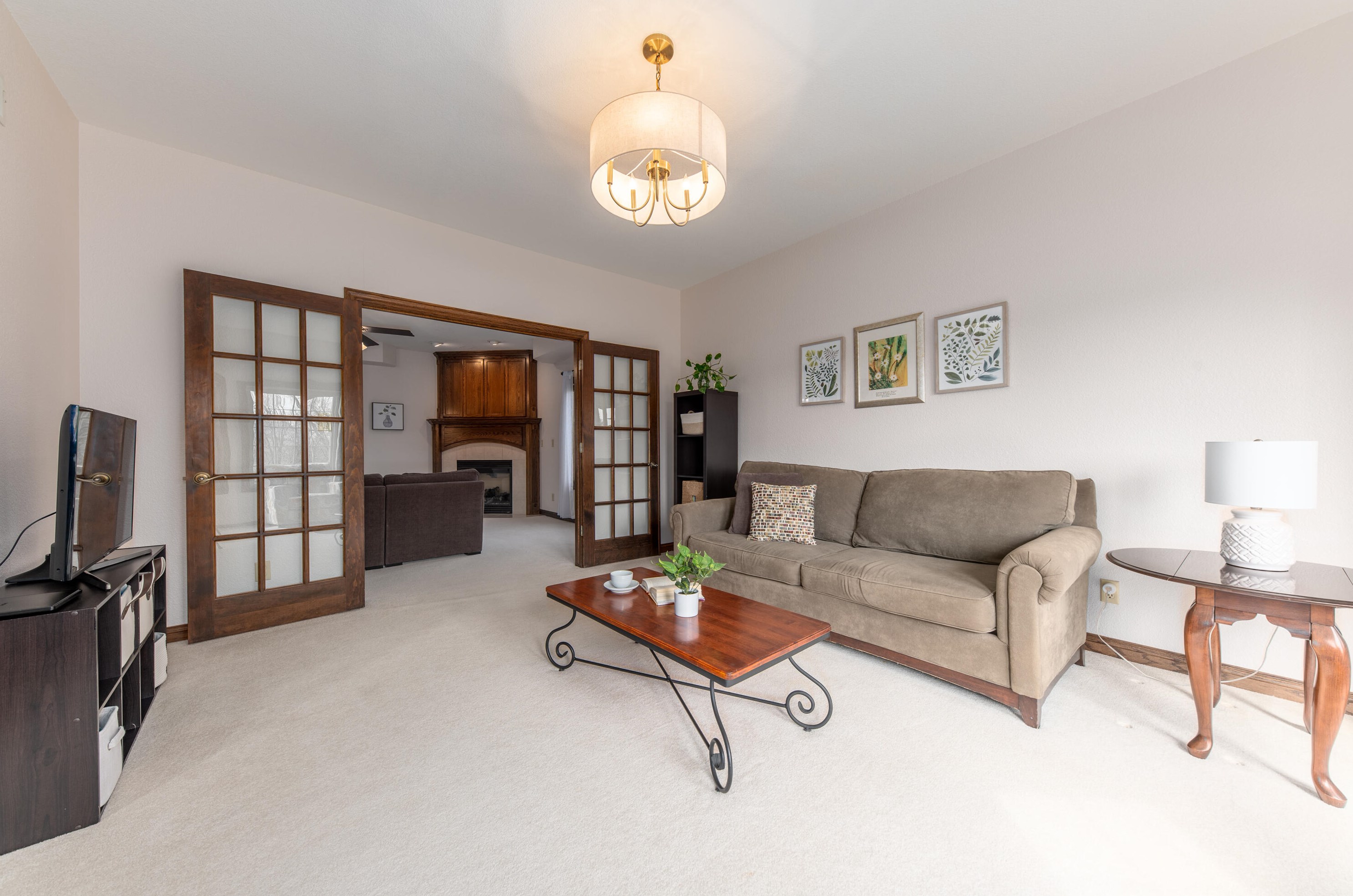 10932 Heritage Dr, Milwaukee WI  53224-5036 exterior