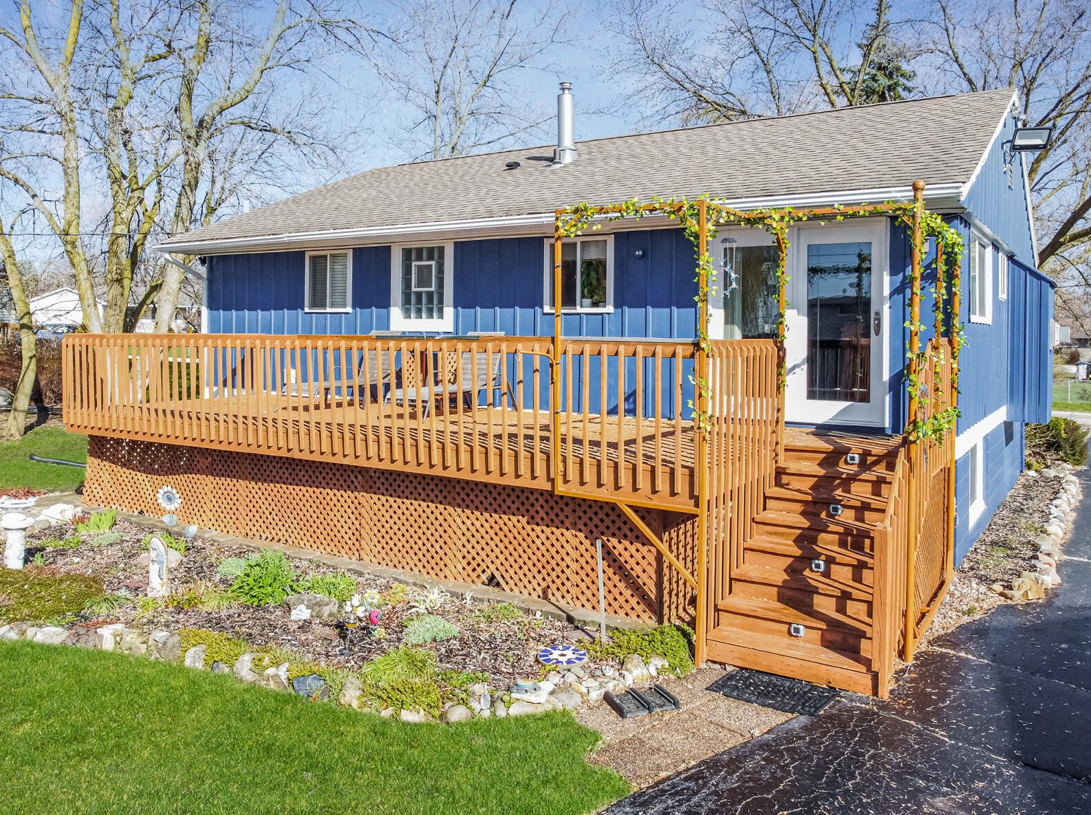 4225 122nd St, Kenosha WI  53158-3921 exterior