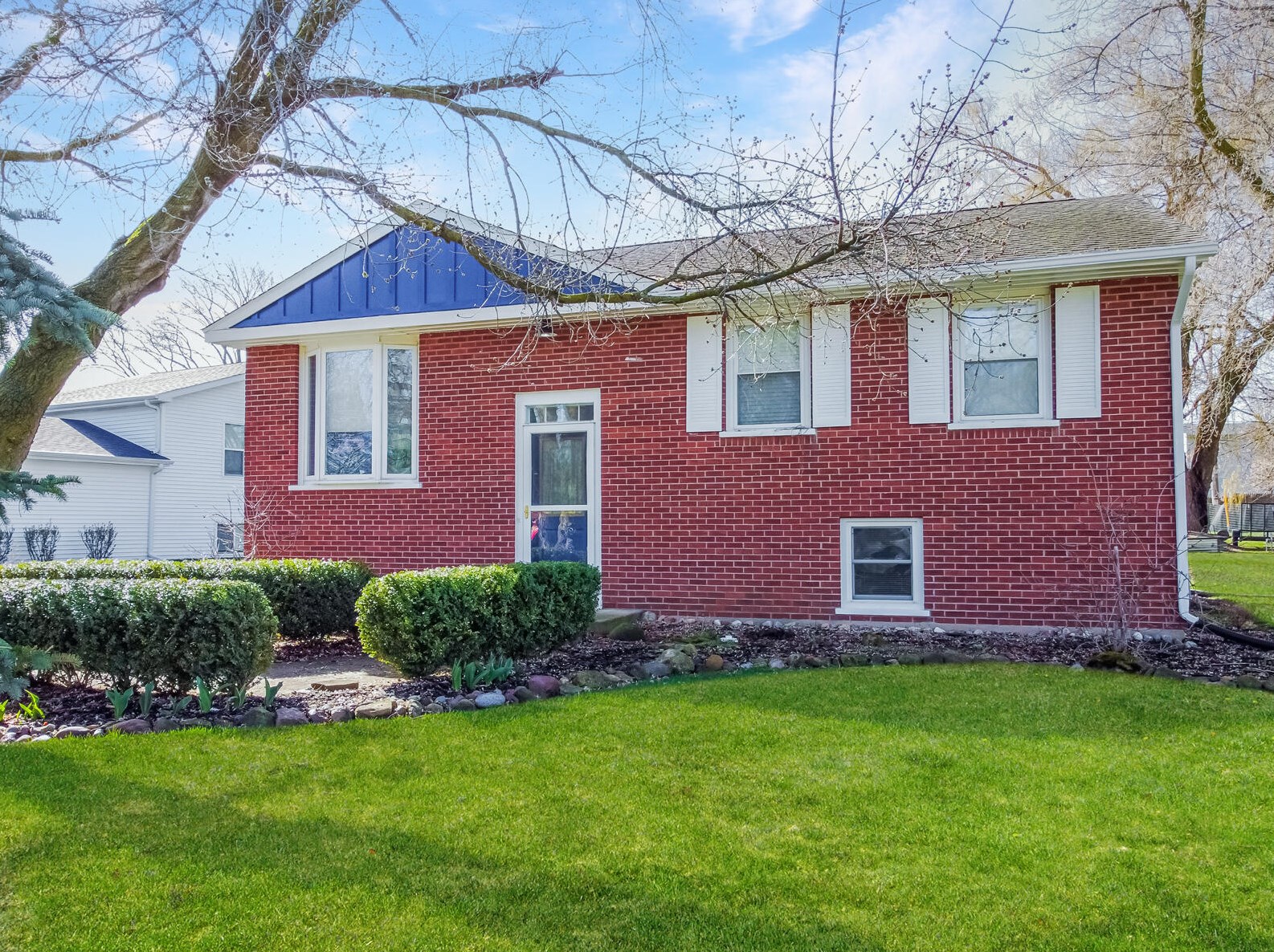4225 122nd St, Kenosha WI  53158-3921 exterior