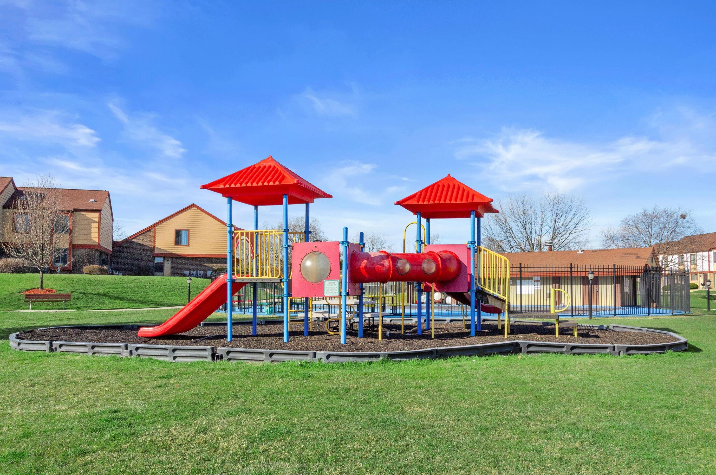 4203 College Ave, Milwaukee WI  53221-4548 exterior