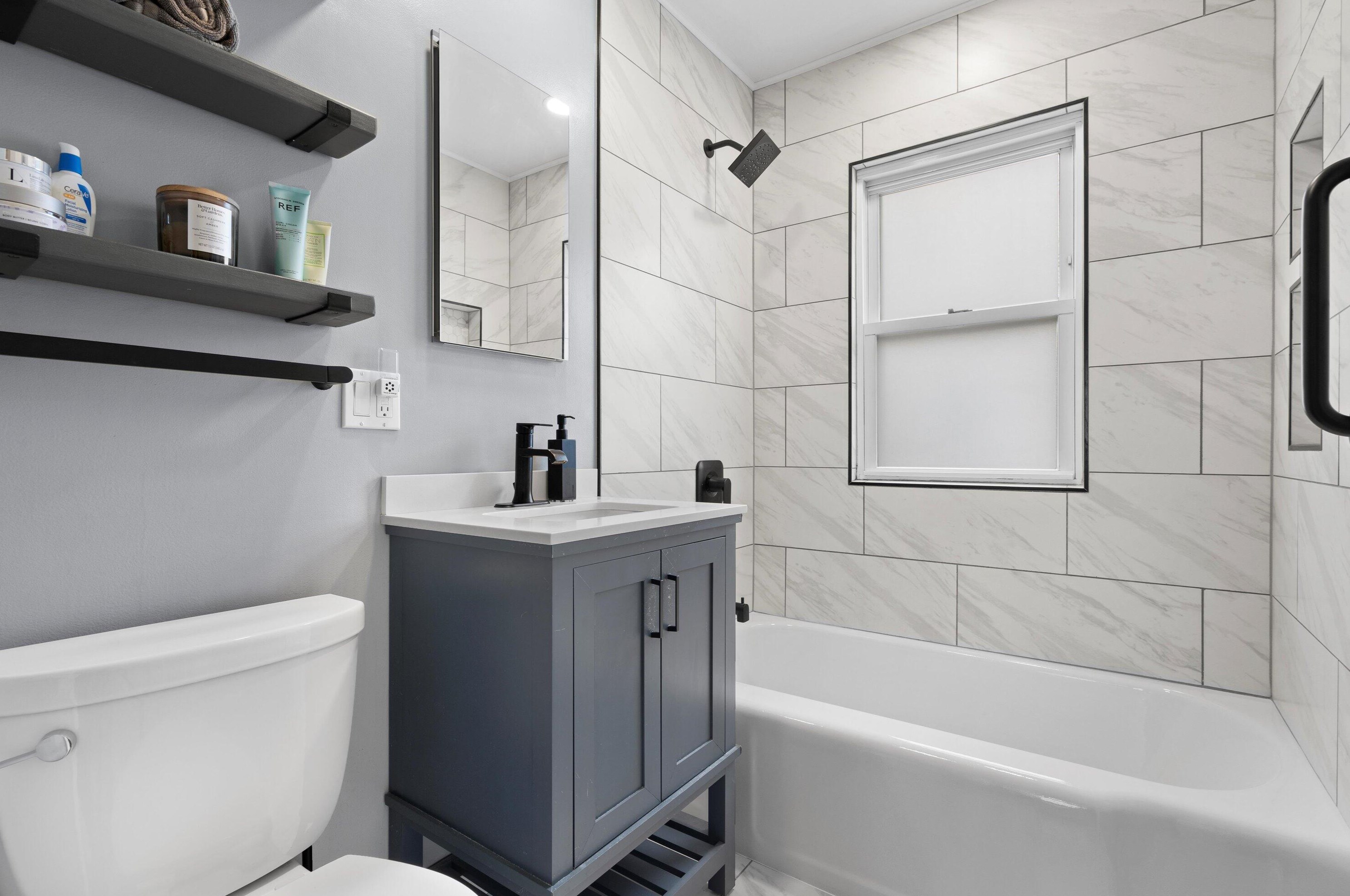 4365 Glenway St, Milwaukee WI 53222-1118 exterior