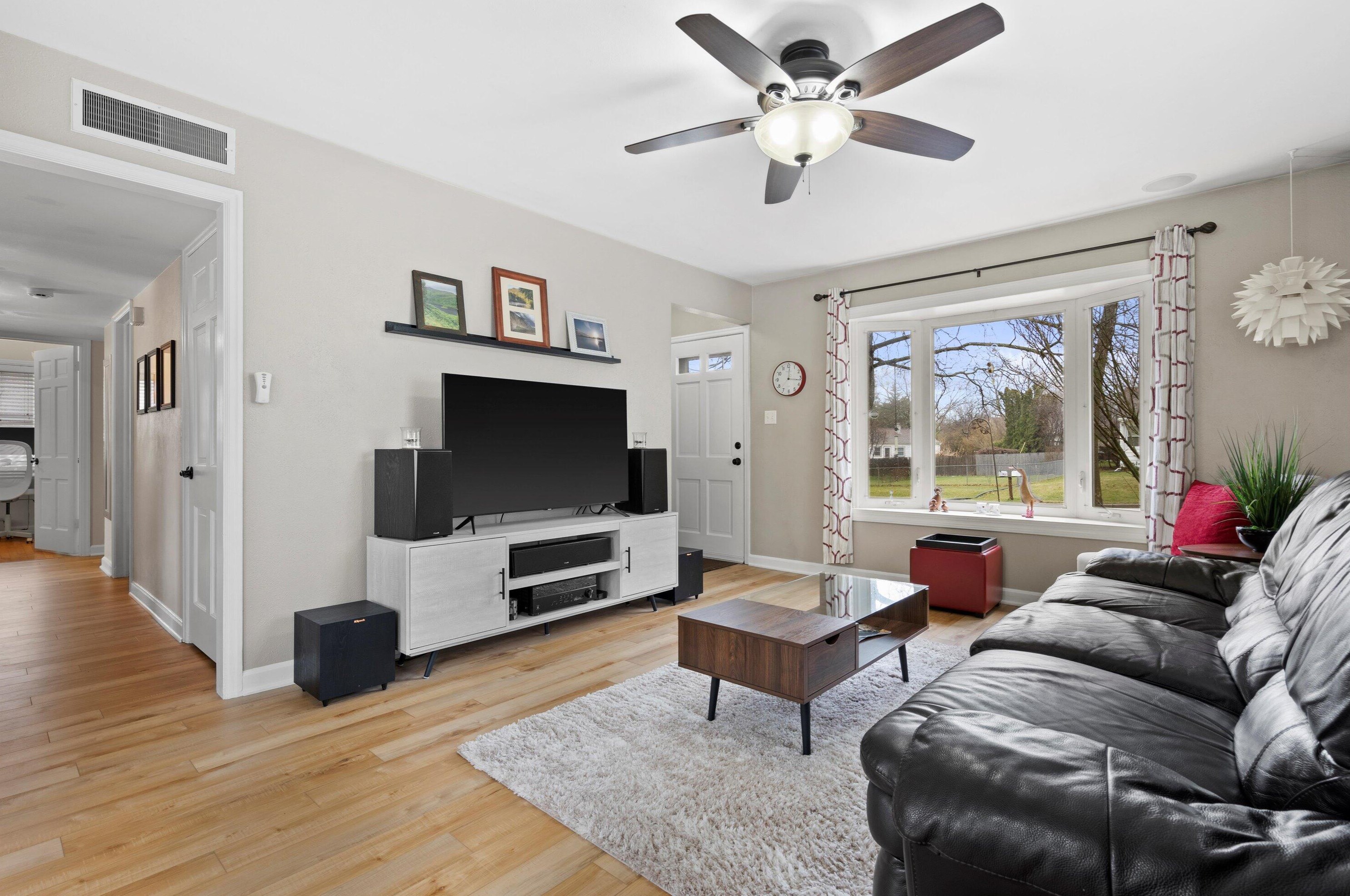 4365 Glenway St, Milwaukee WI 53222-1118 exterior