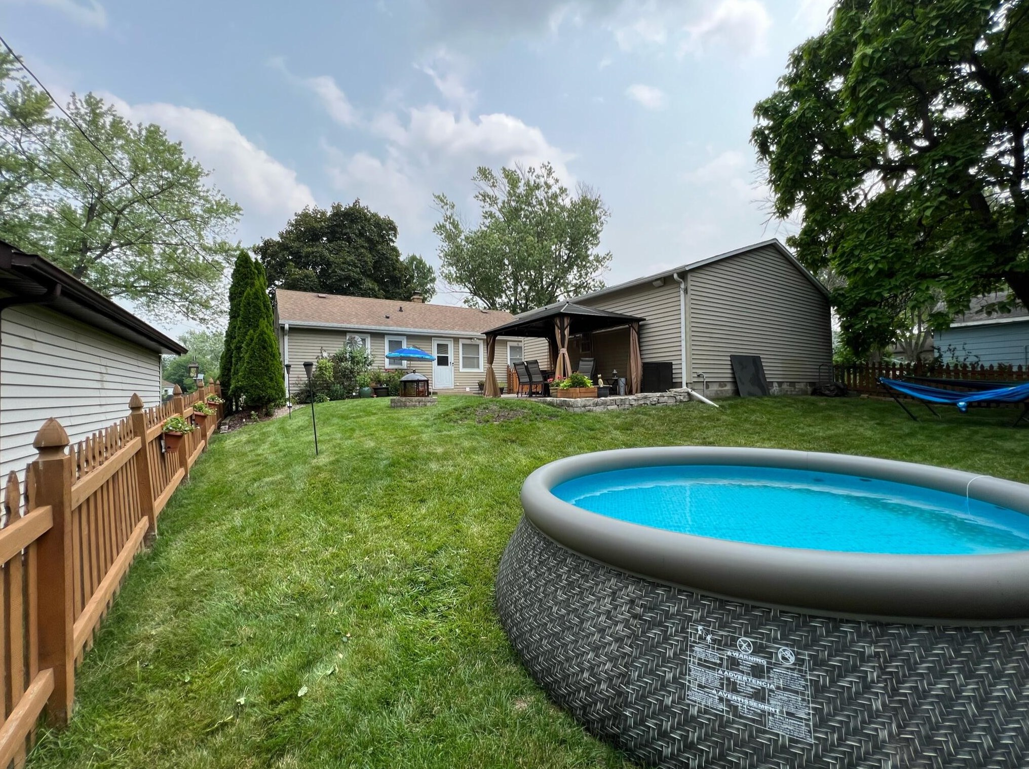 4365 Glenway St, Milwaukee WI 53222-1118 exterior