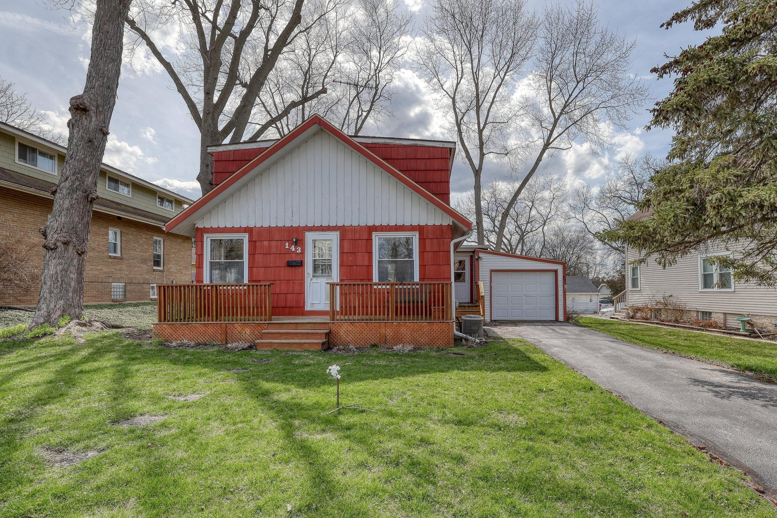 143 Lake St, Pewaukee, WI 53072 MLS 1870742 Coldwell Banker