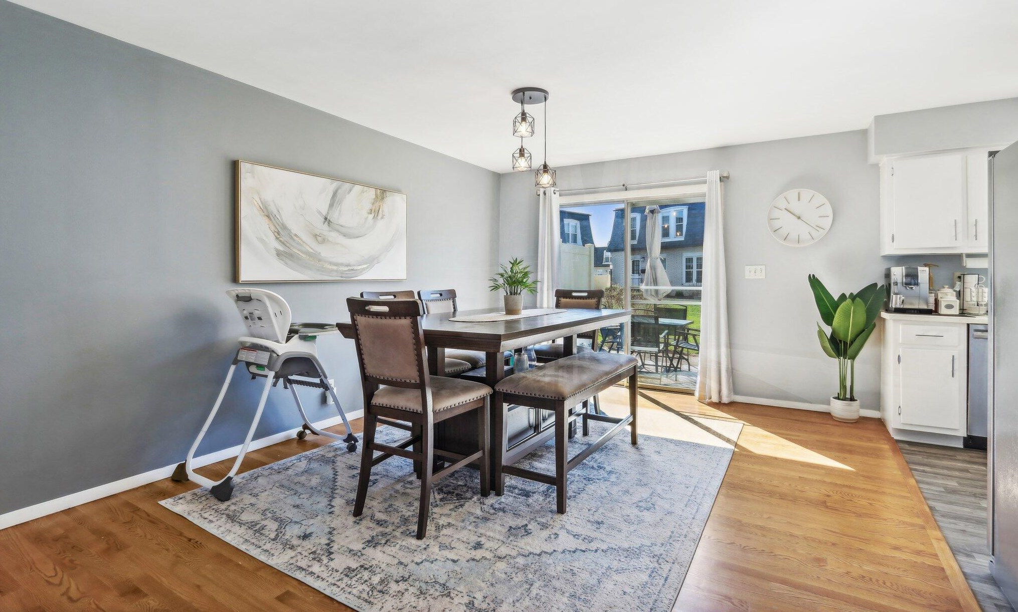 4205 Cherrywood Ln, Milwaukee WI  53209-1005 exterior