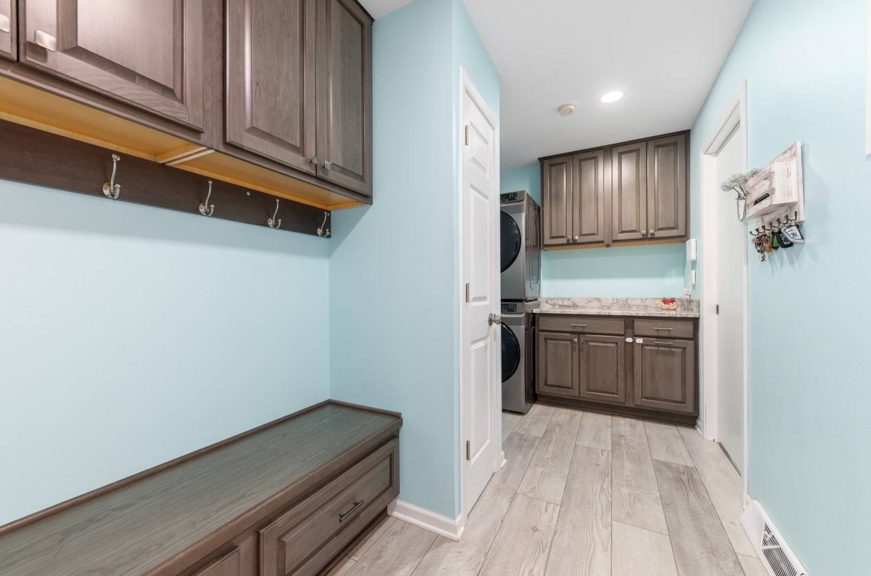 1882 Blackfoot Ct, Grafton WI  53024-9578 exterior