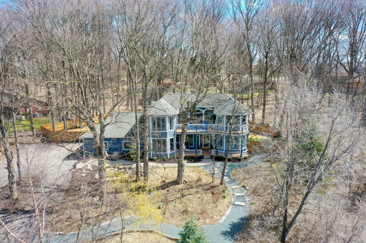 1882 Blackfoot Ct, Grafton WI  53024-9578 exterior